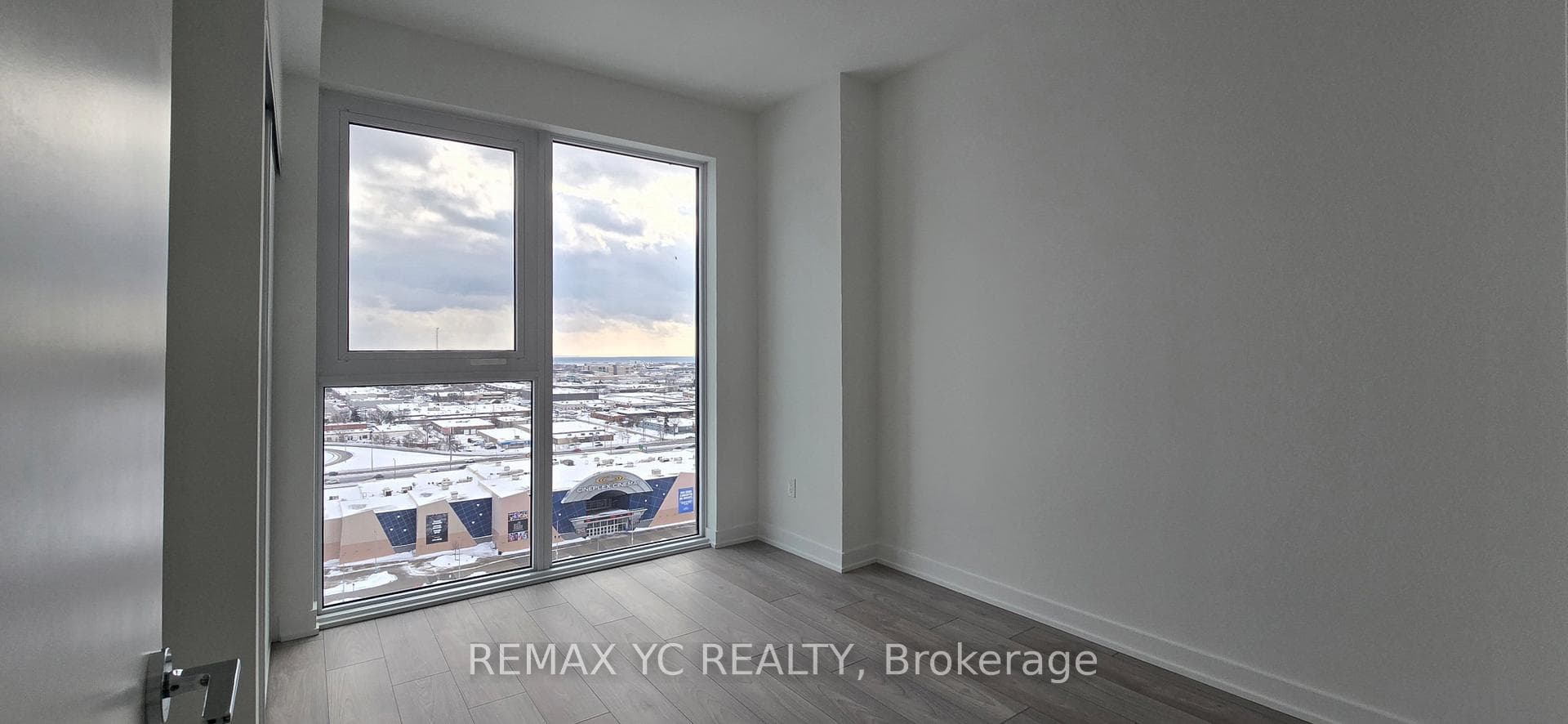 1007 The Queensway N/A Unit 1508 photo 7