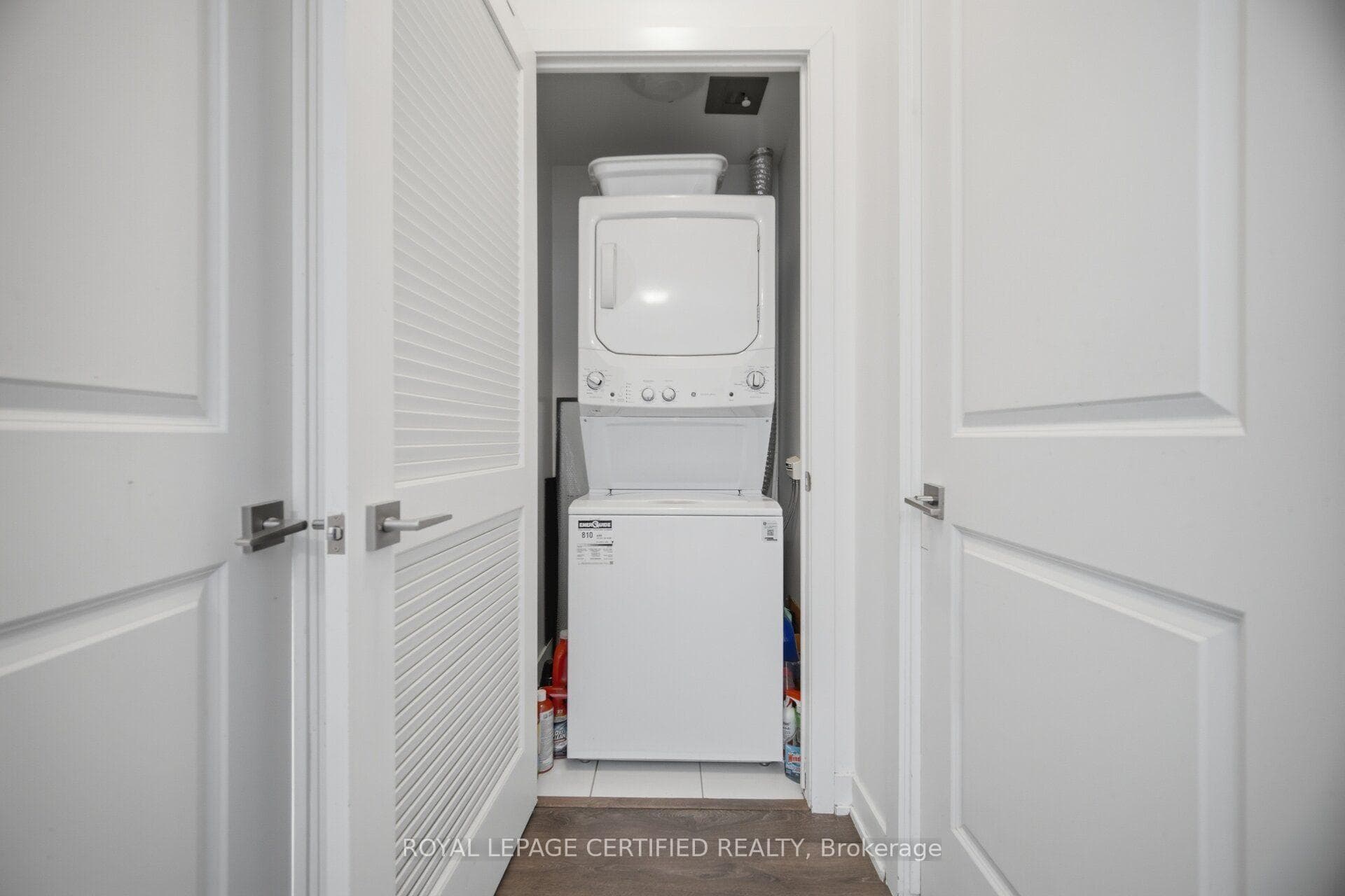 4633 Glen Erin Drive Unit 710 photo 28