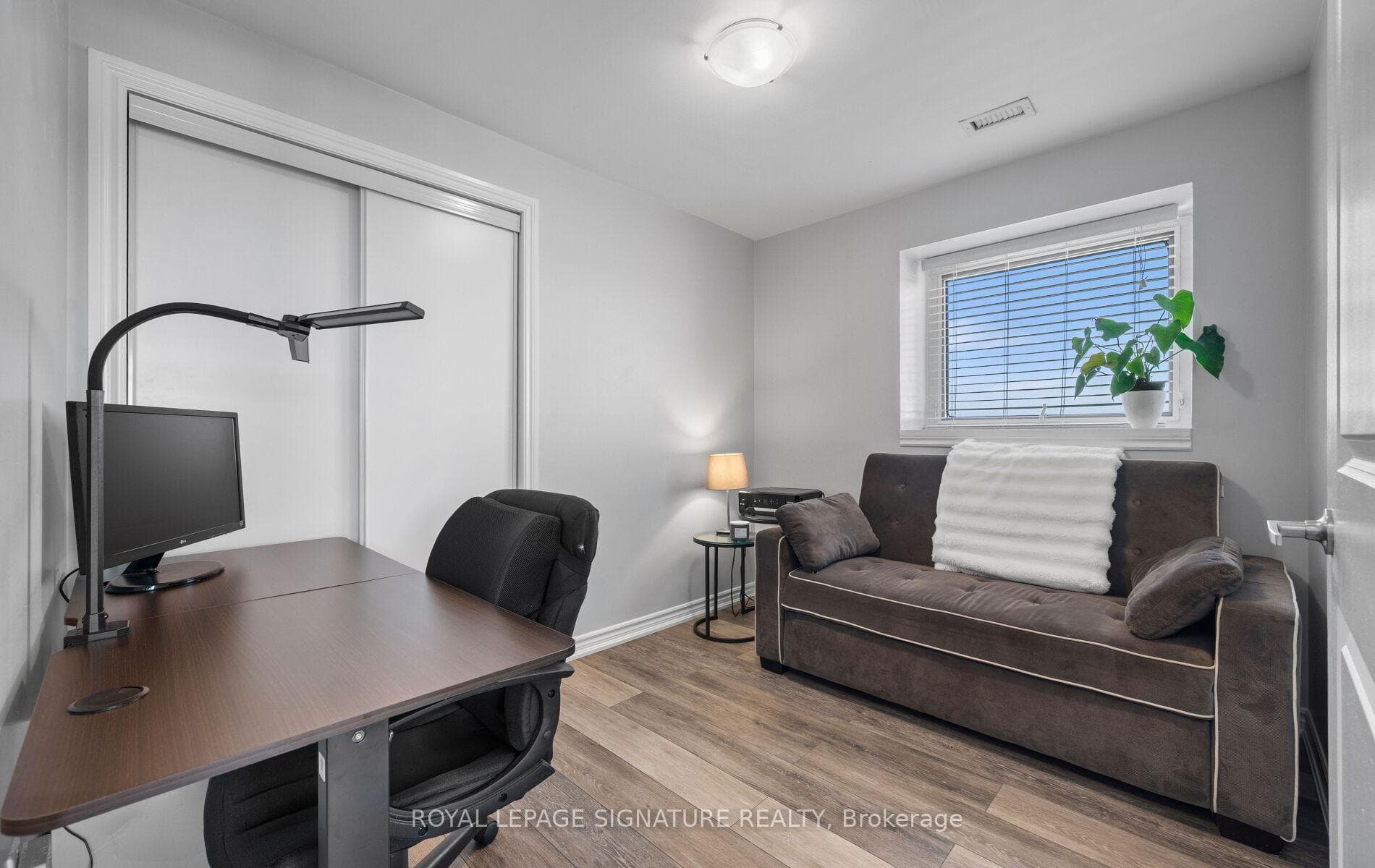 427 Aberdeen Avenue Unit 402 photo 18
