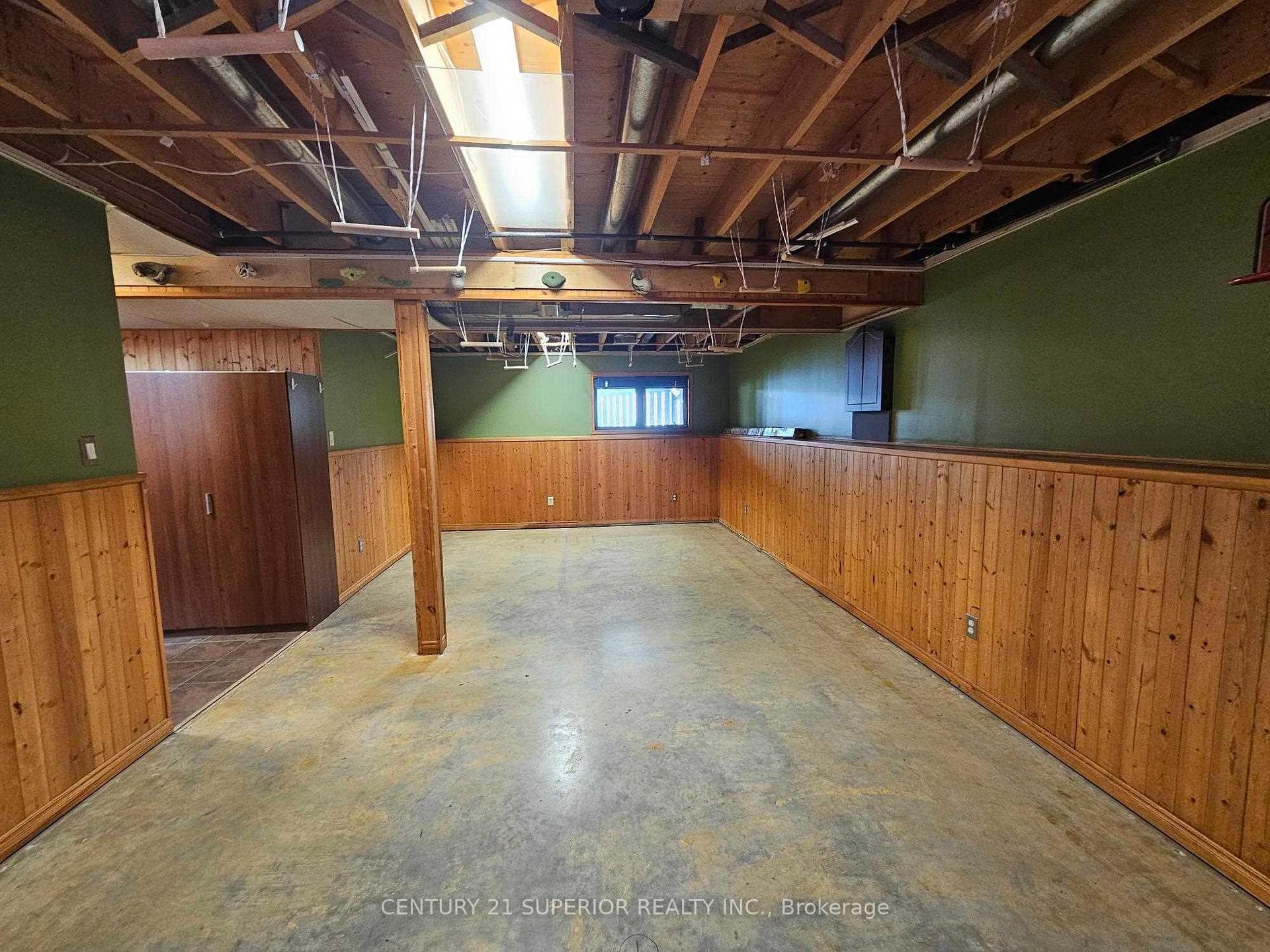 33 Godfrey Drive photo 25