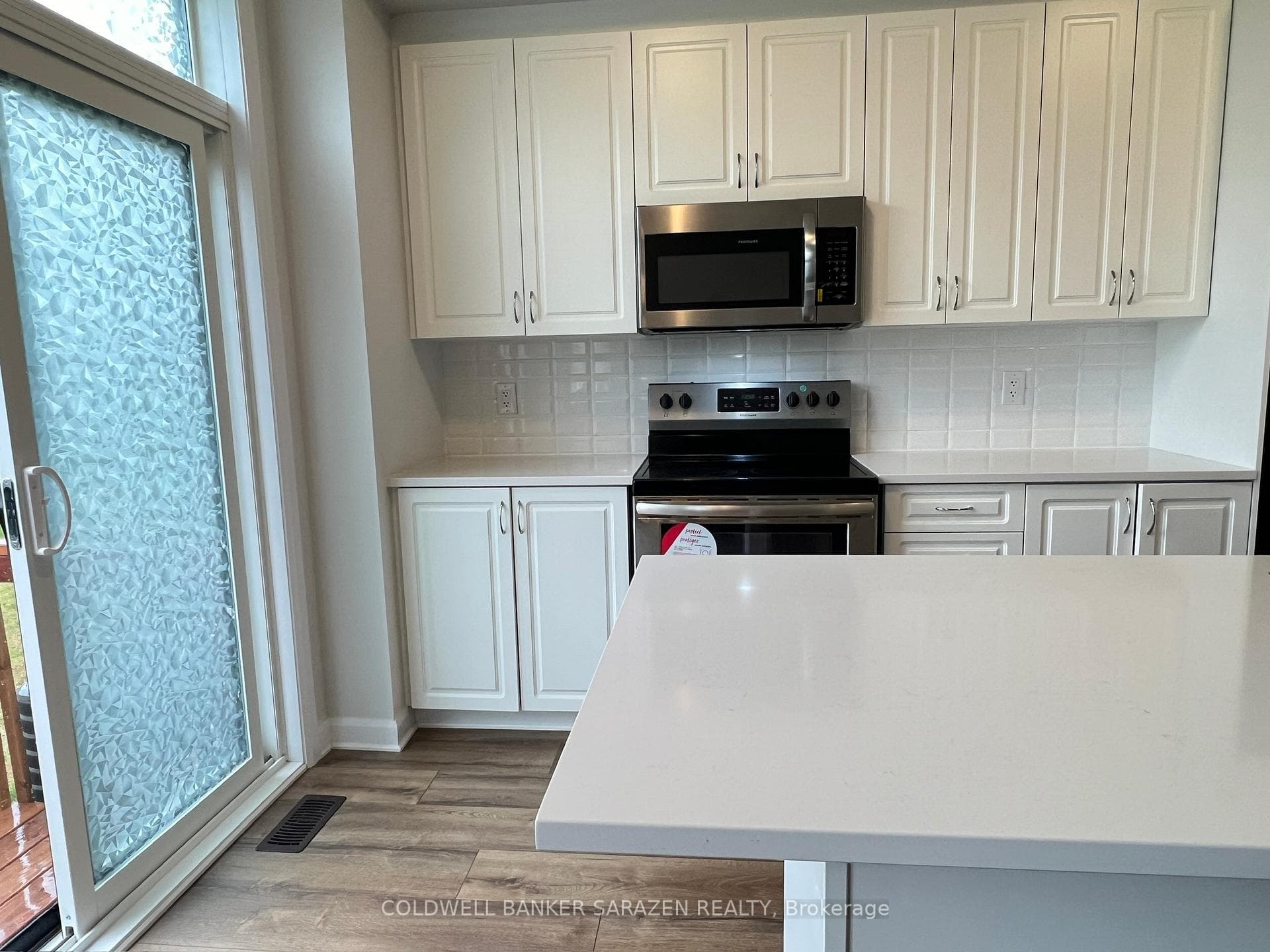 642 Hamsa Street photo 11