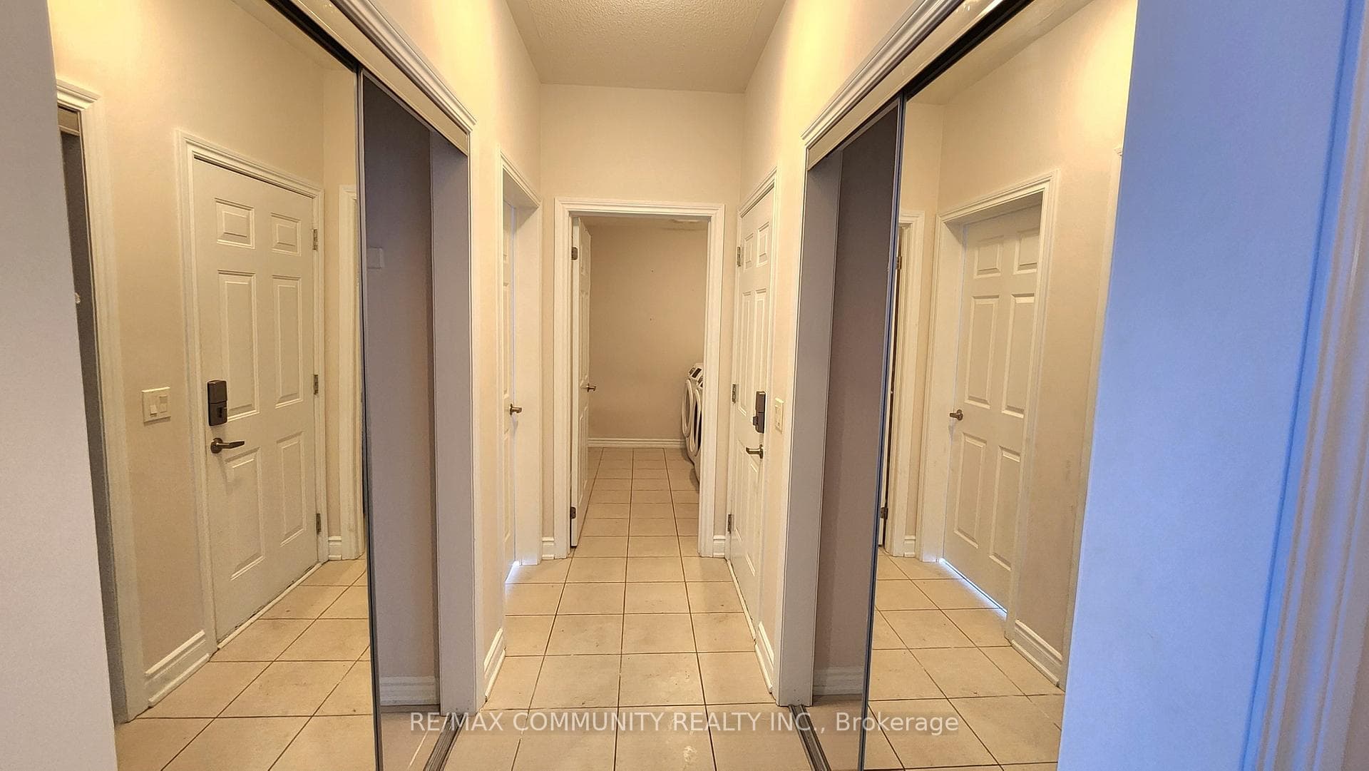 2364 Dobbinton Street Unit Main photo 9
