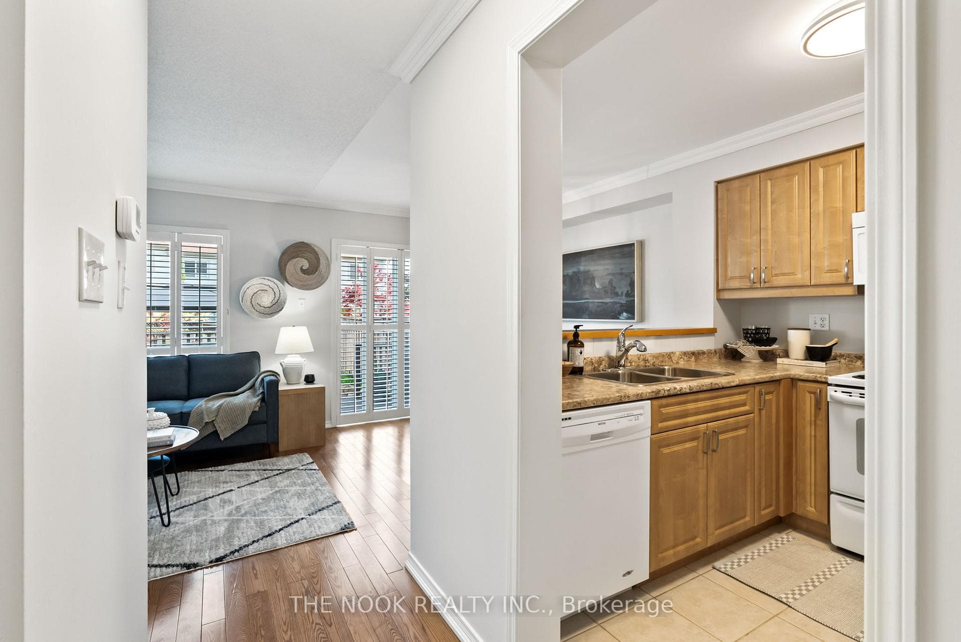 76 Robideau Place photo 4