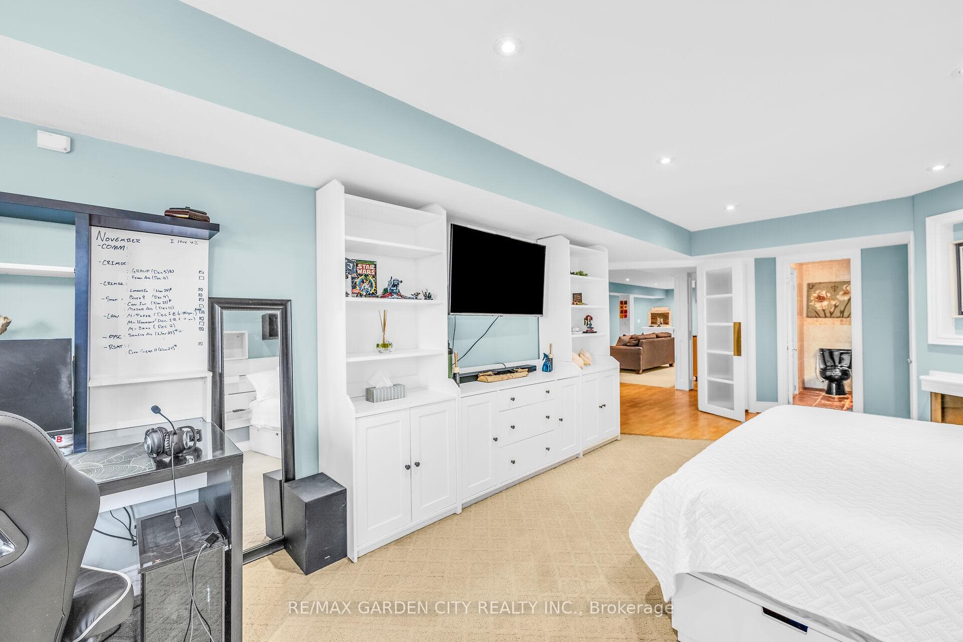 45 Bell Avenue photo 30