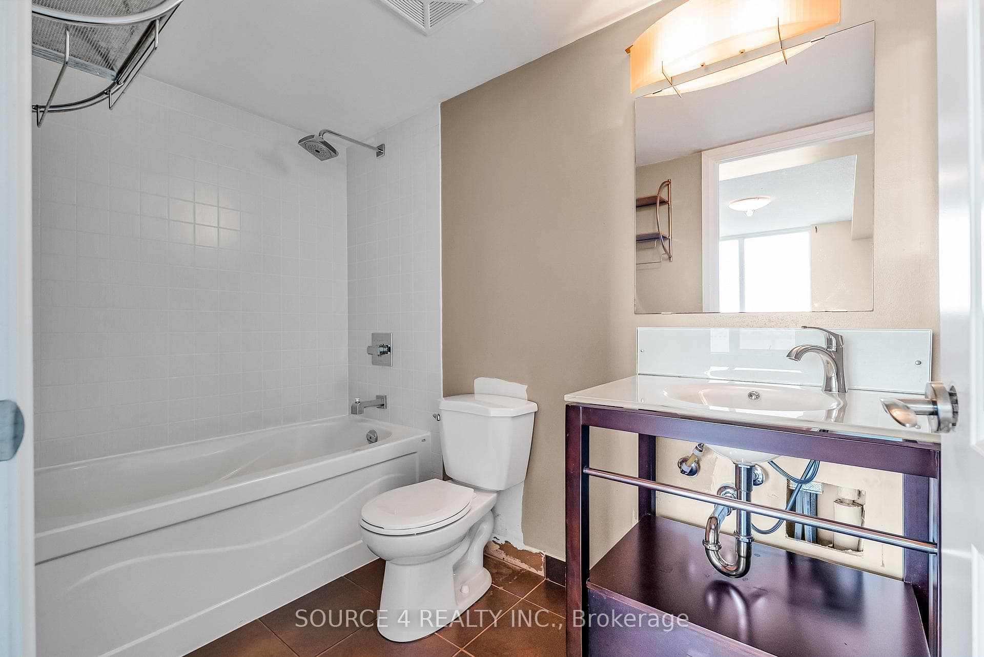 20 North Park Road Unit 520 photo 32