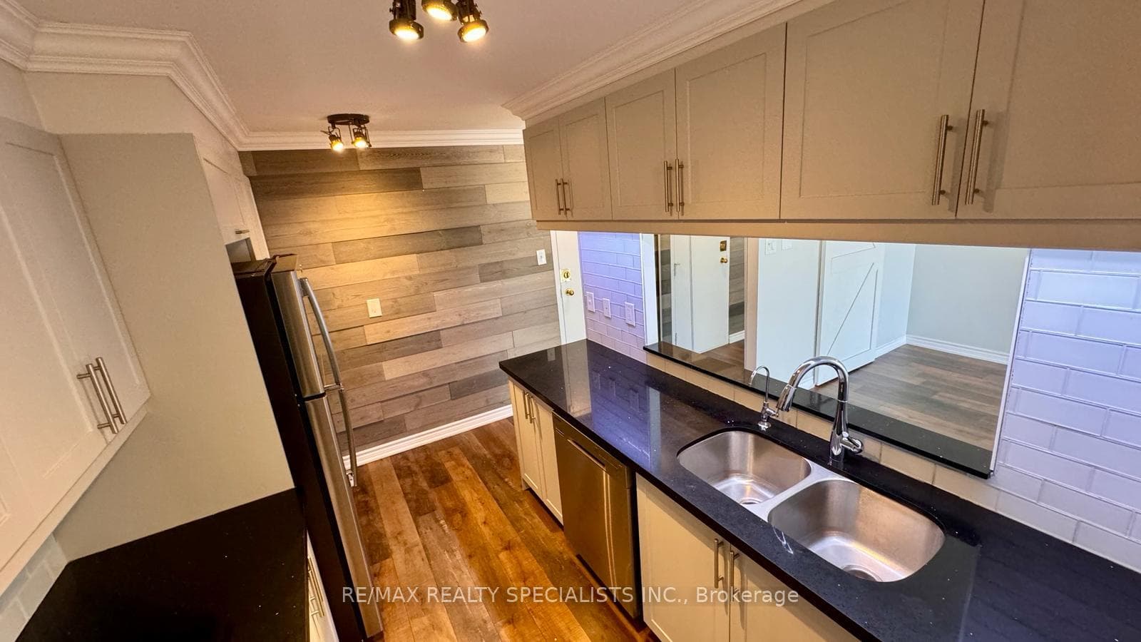 4185 Shipp Drive Unit 217 photo 8