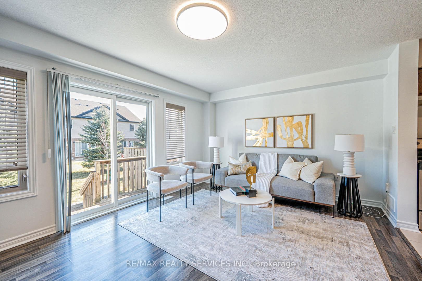 22 Arlington Crescent Unit 22 photo 5