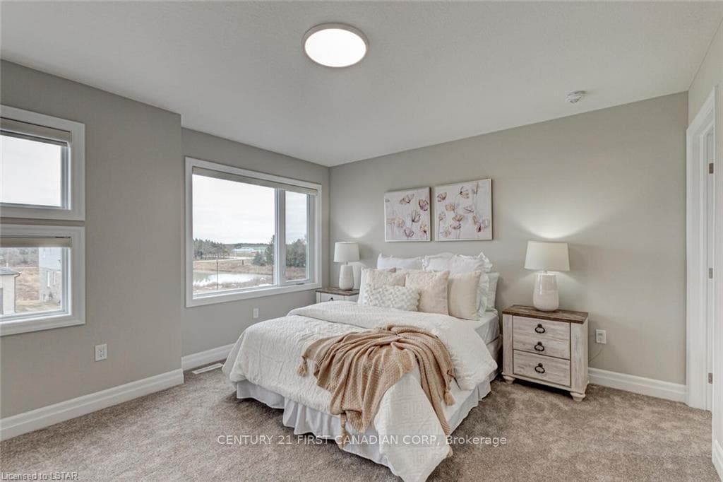 124 Basil Crescent photo 18
