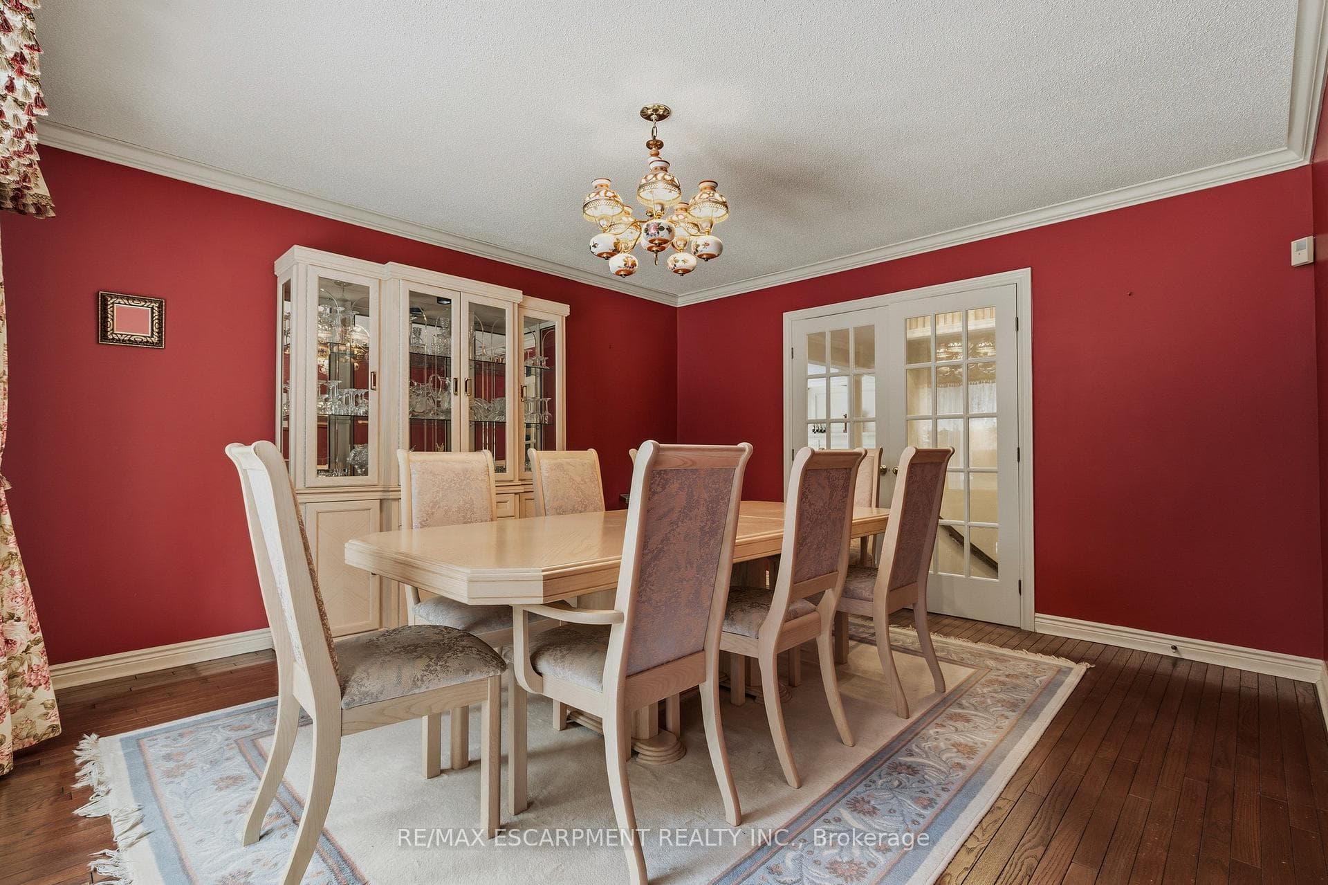 141 Garden Avenue photo 9
