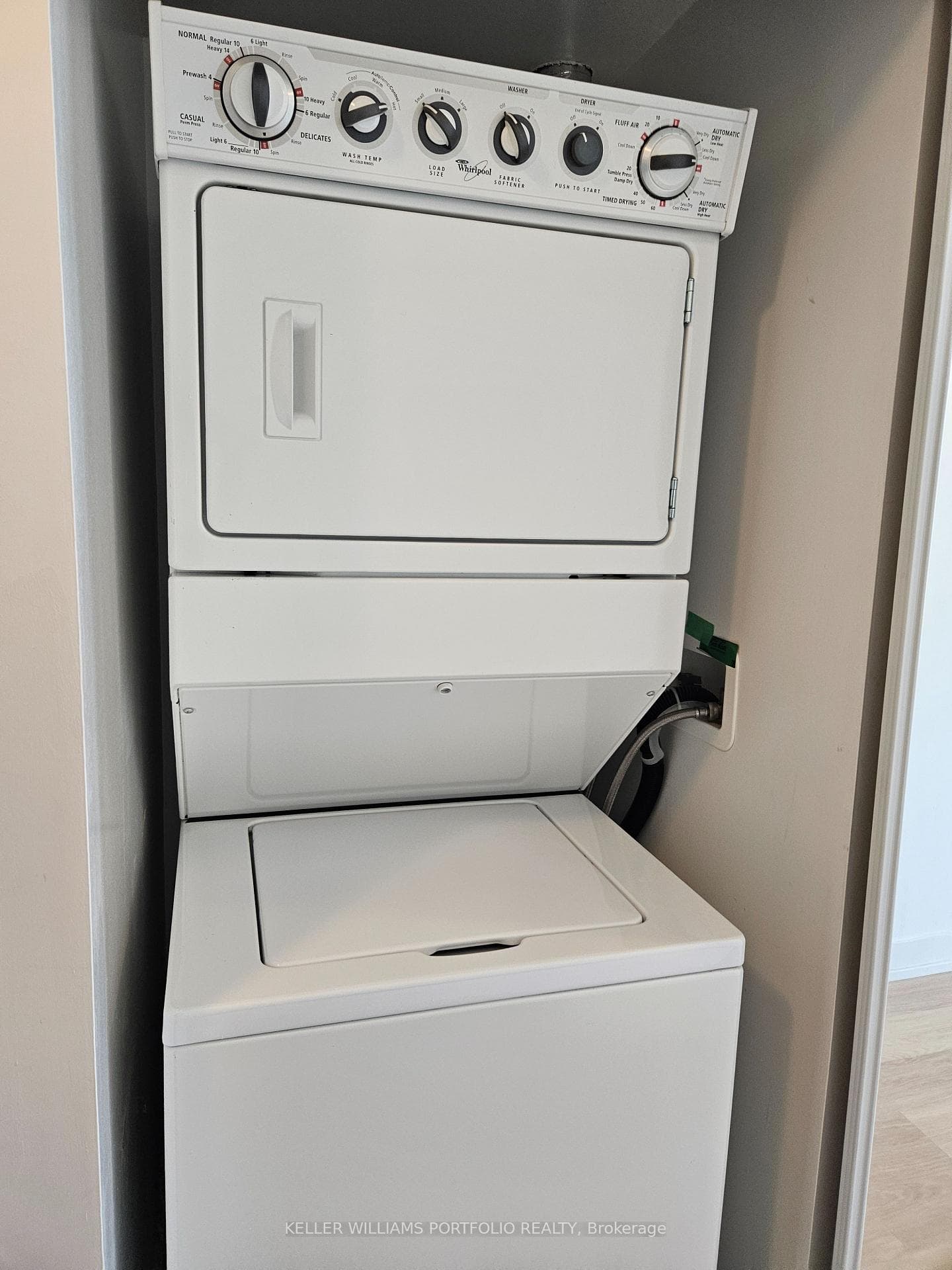 105 George Street Unit 2012 photo 8