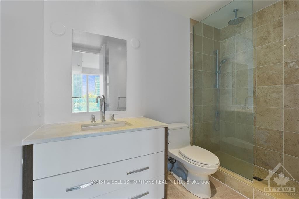111 CHAMPAGNE Avenue Unit 409 photo 16