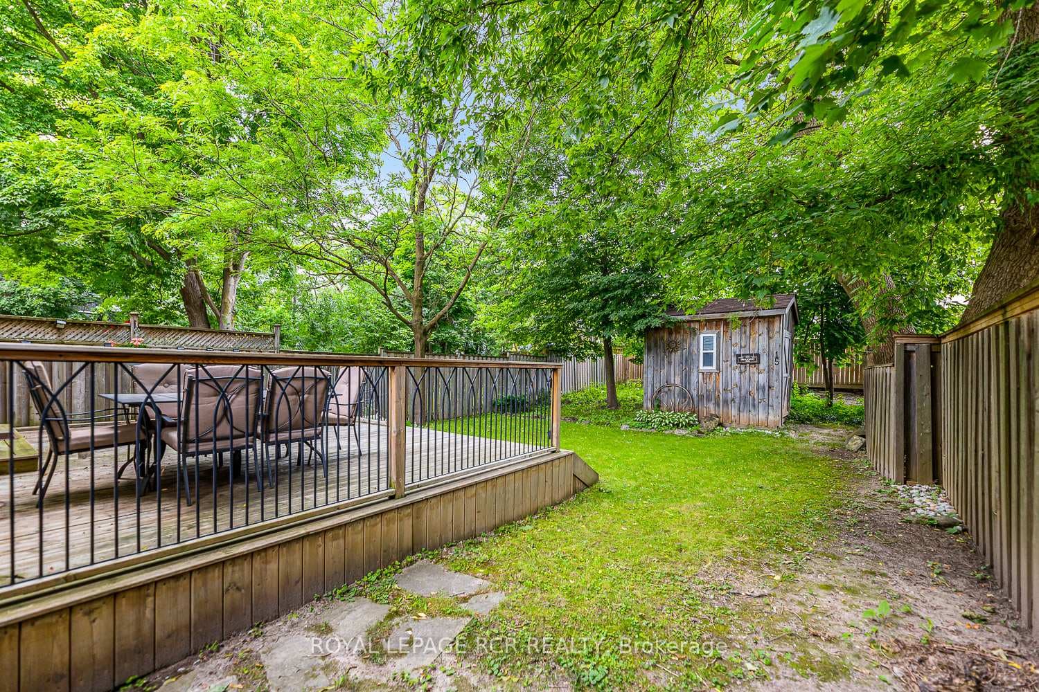 15 Machell Avenue photo 25