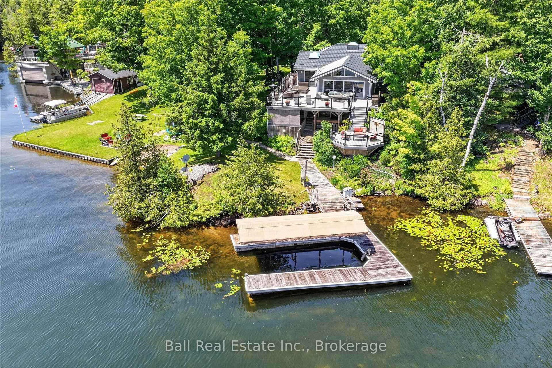 150 Hall Drive photo 3