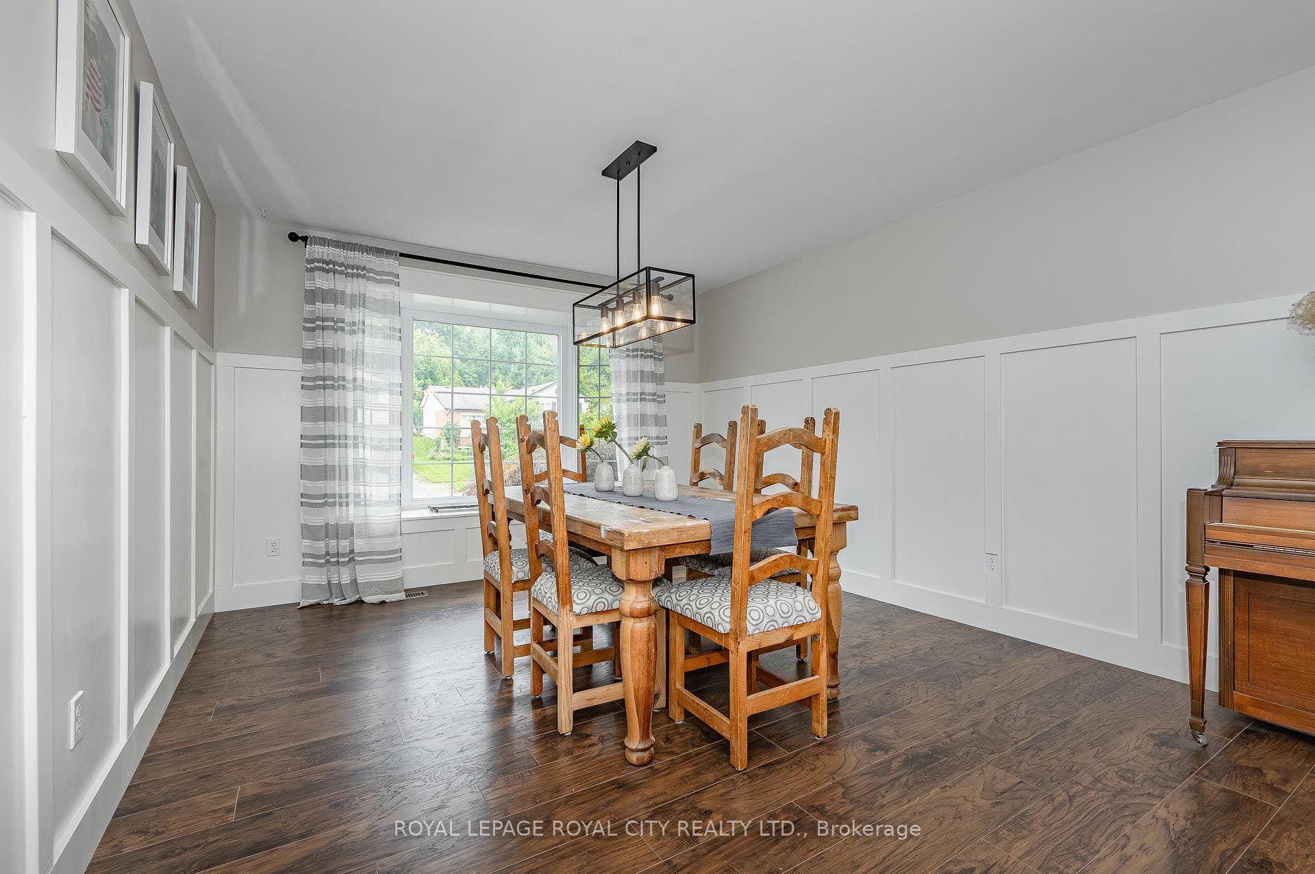 66 Sanderson Drive photo 4