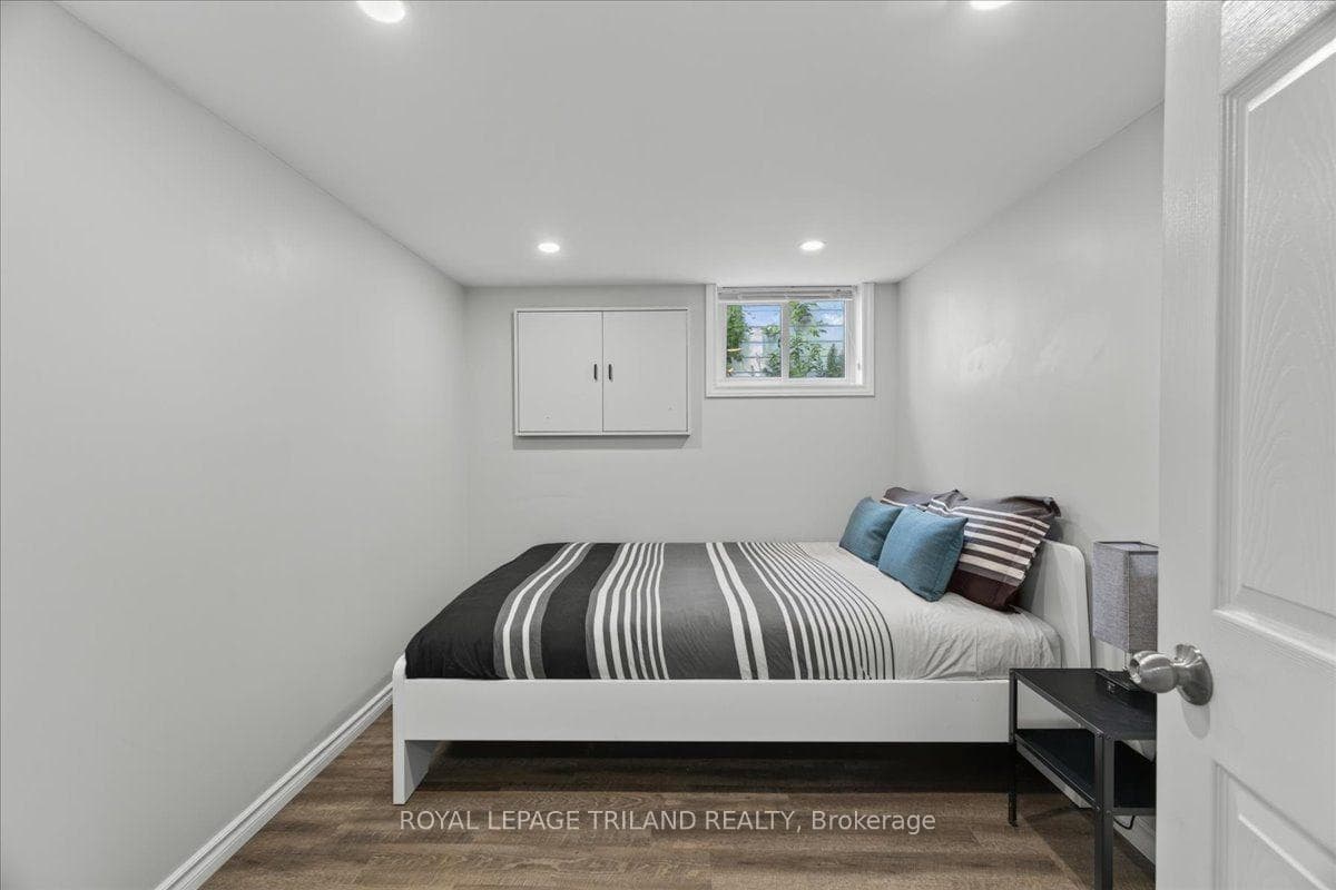 133 Wilson Avenue photo 13