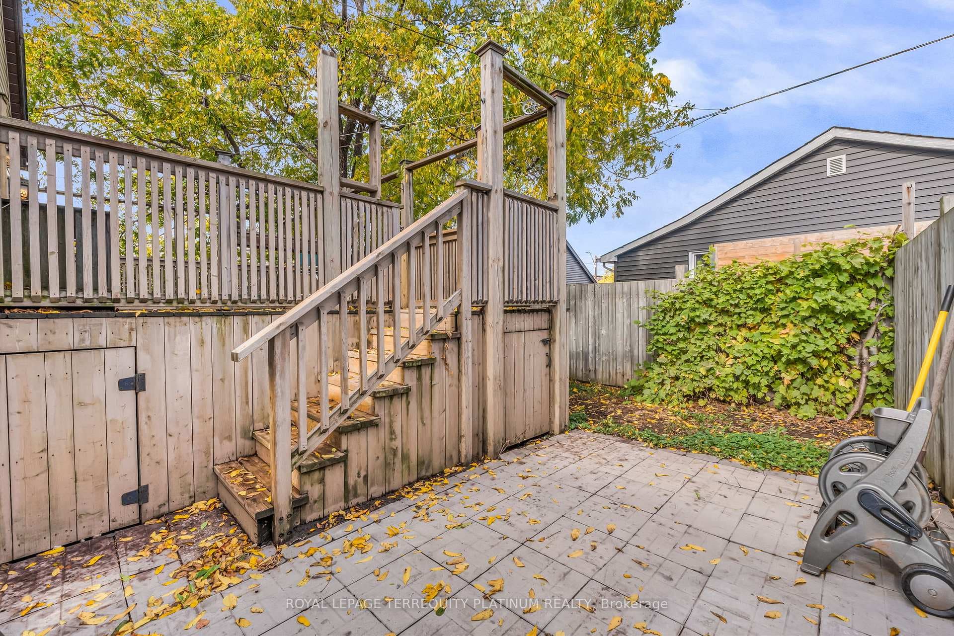 10 Locarno Avenue photo 32