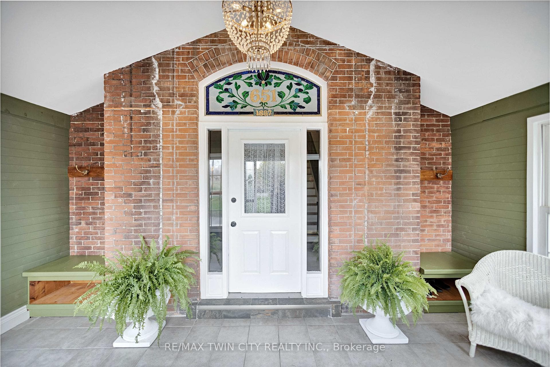 651 West Street photo 5