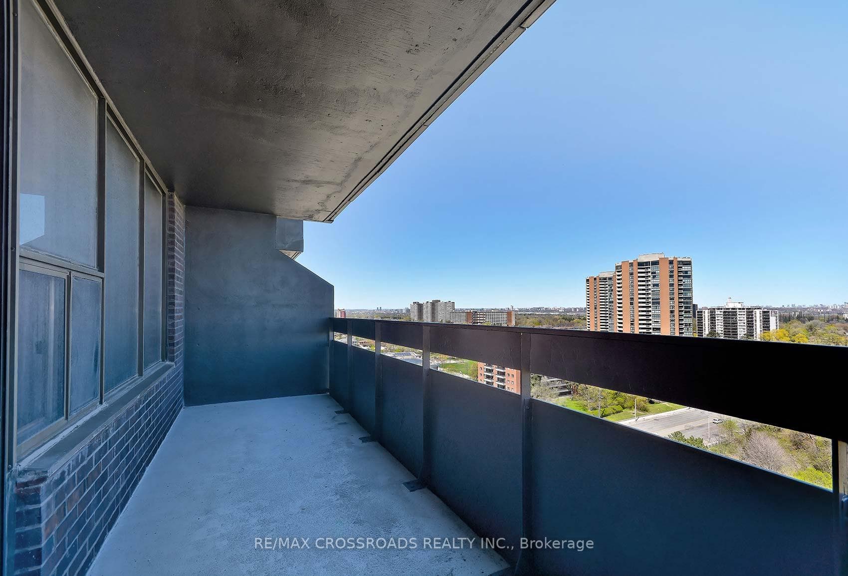 11 Wincott Drive Unit 1805 photo 15