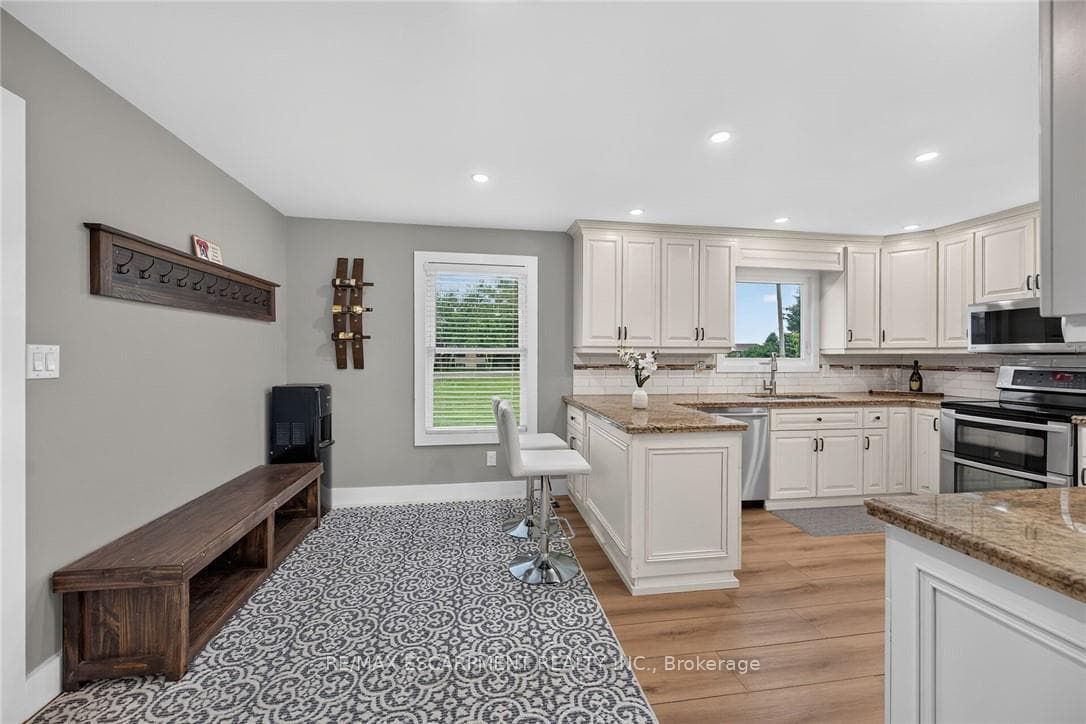 2885 Haldimand 9 Road photo 14