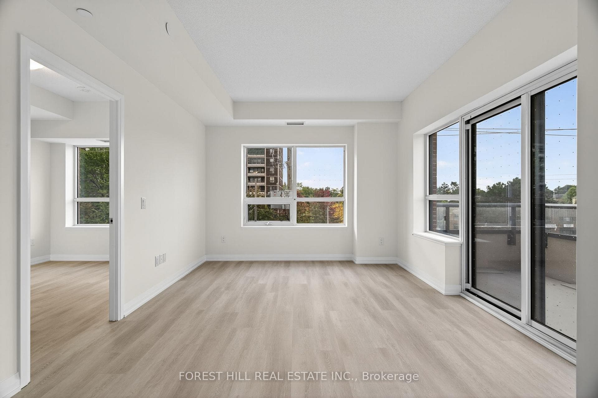 3260 Sheppard Avenue Unit 414 photo 6