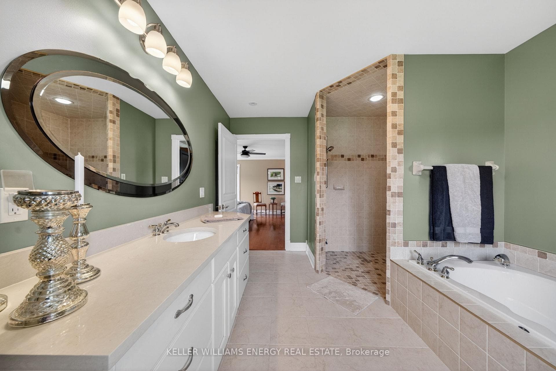 160 Mckinley Crossroad Cross photo 27