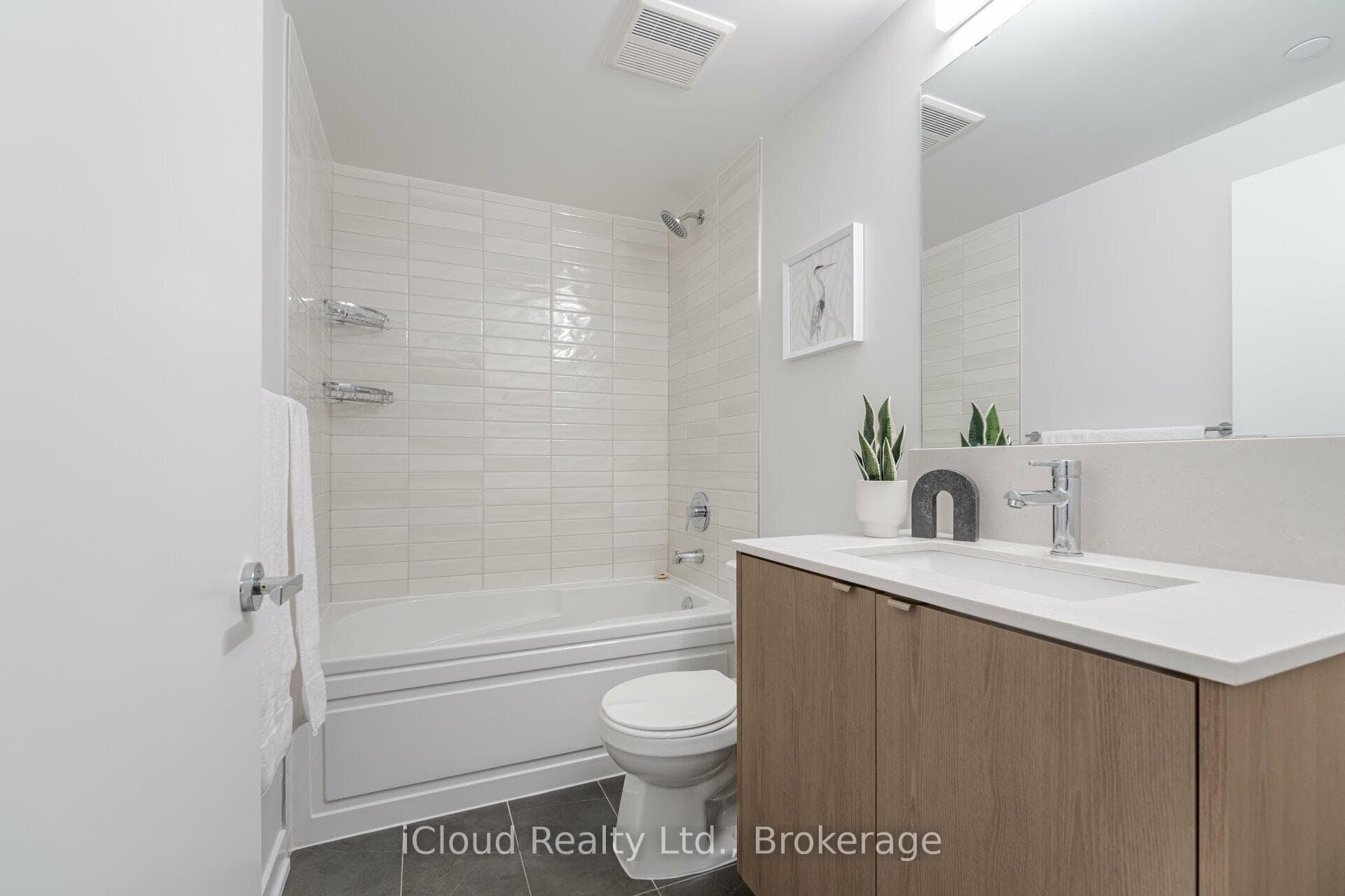 3200 Dakota Common Unit B509 photo 20