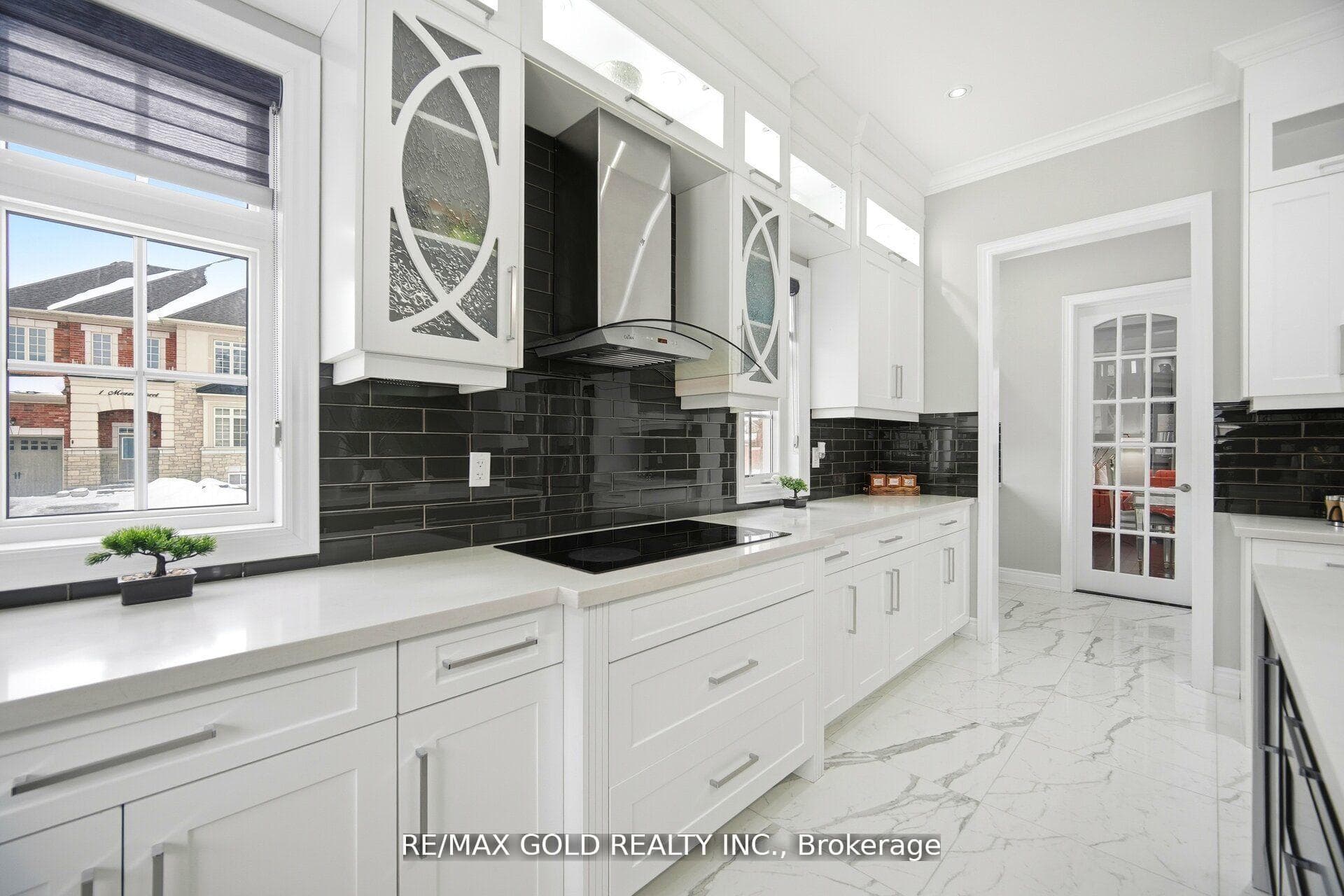 6 Hagerman Road photo 15