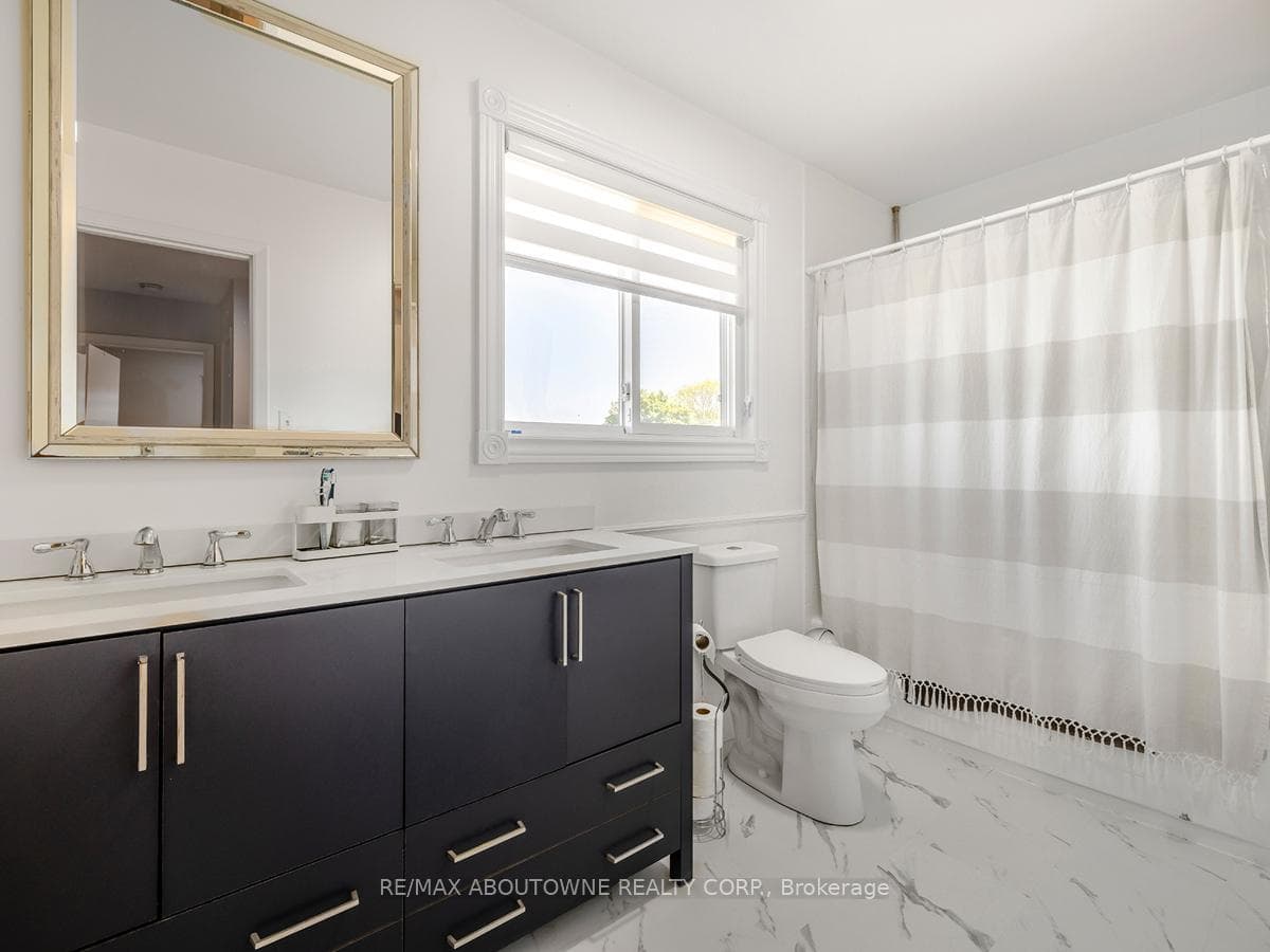 95 Kerr Boulevard photo 24