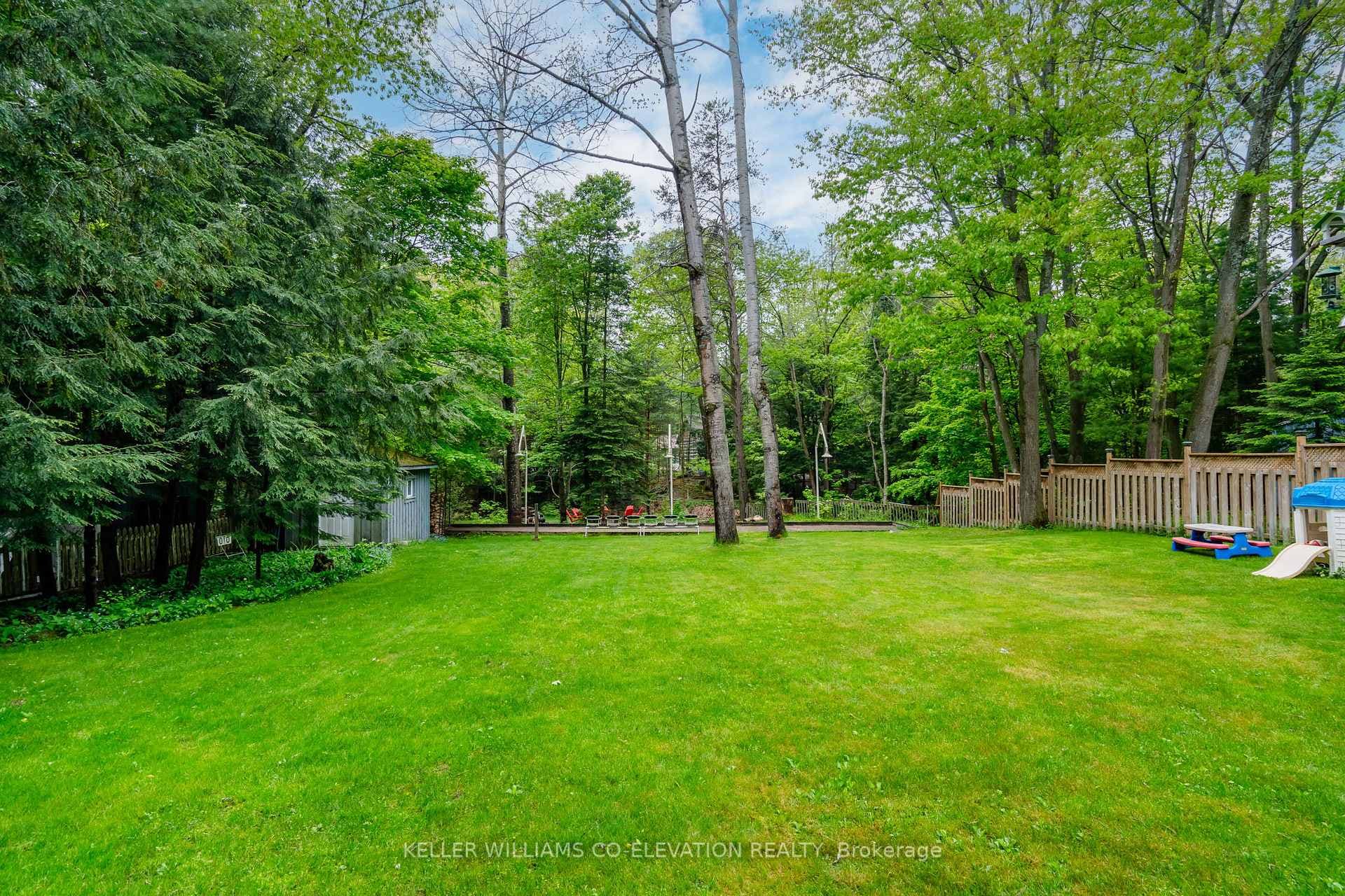 594 Tiny Beaches Road photo 20