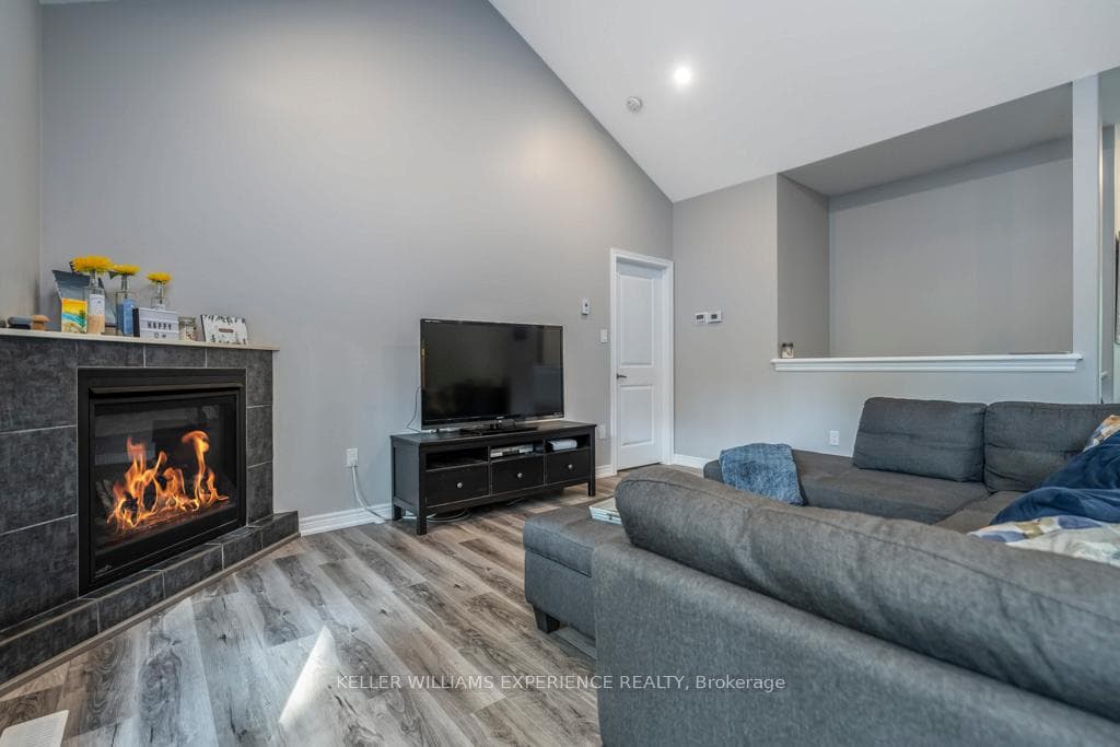 40 Lindale Avenue photo 8