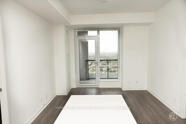 7950 Bathurst Street Unit 2302 photo 2