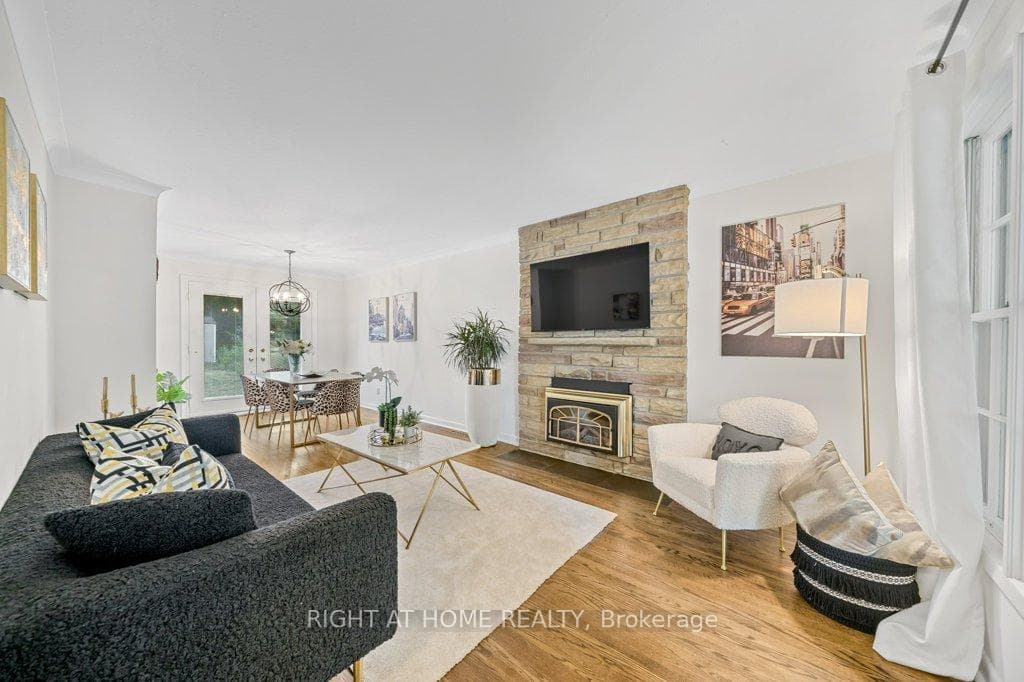 6 Almond Avenue photo 8