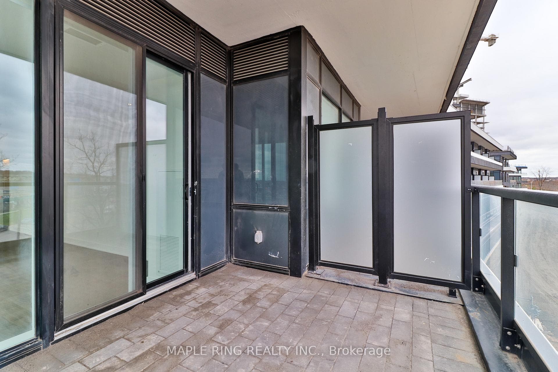 297 Oak Walk Drive Unit 319 photo 30