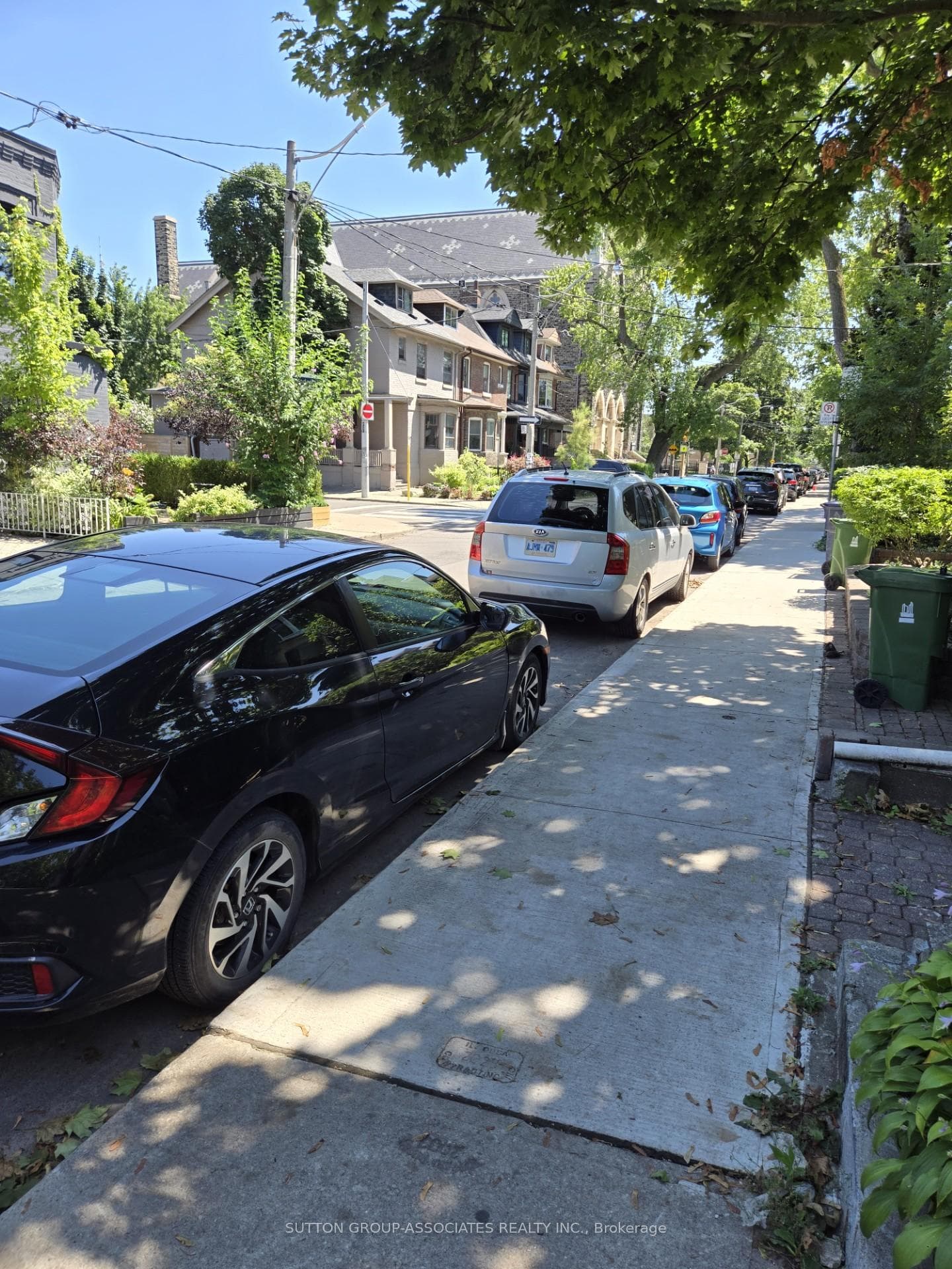 126 Grace Street photo 20