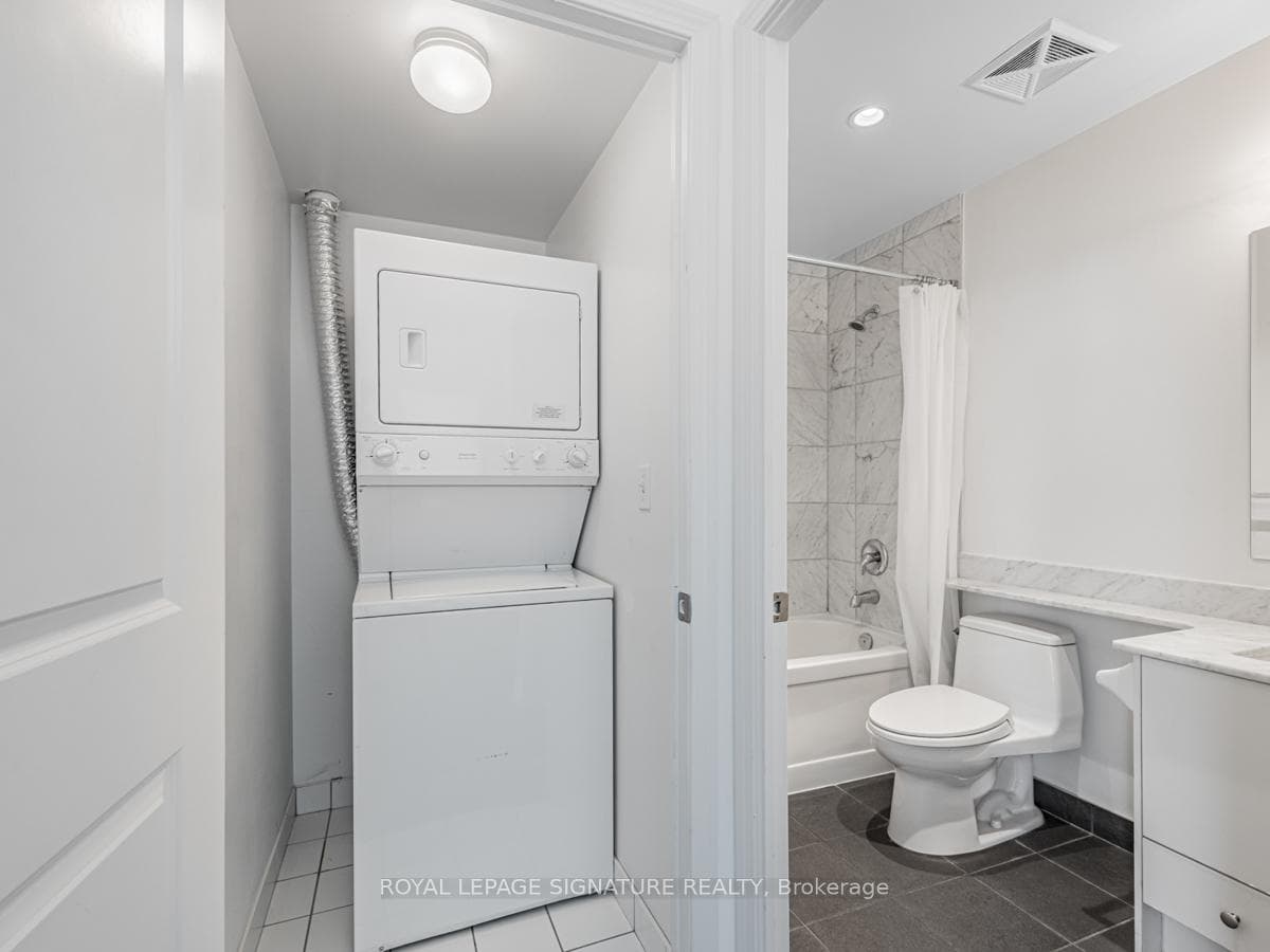 1900 Lake shore Boulevard Unit 1705 photo 17