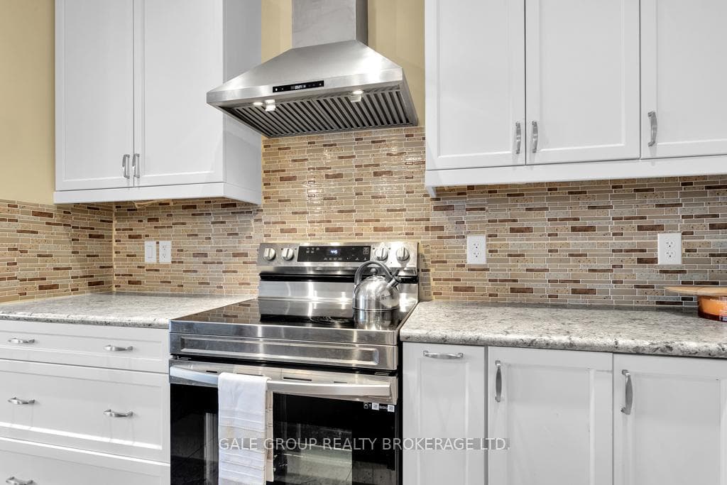 125 Links Crescent photo 9