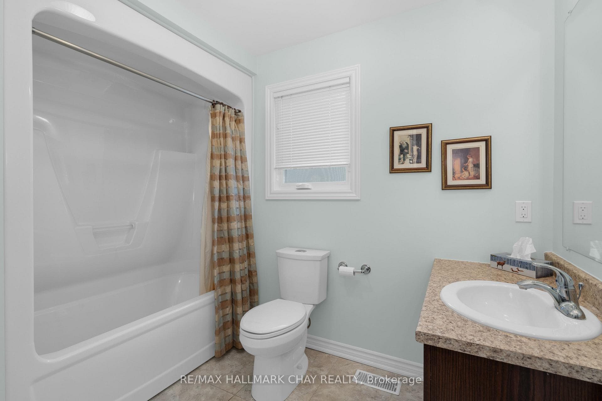 27 North Carolina Avenue photo 19