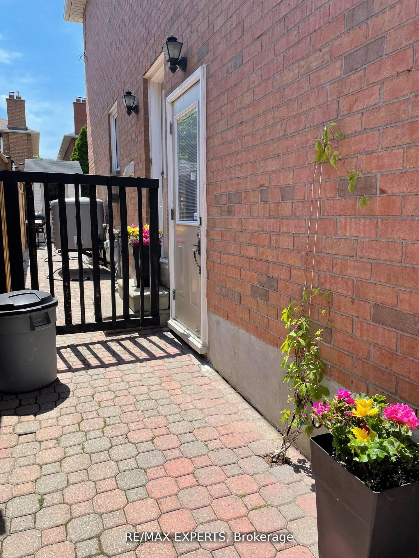 482 Malaga Road photo 44