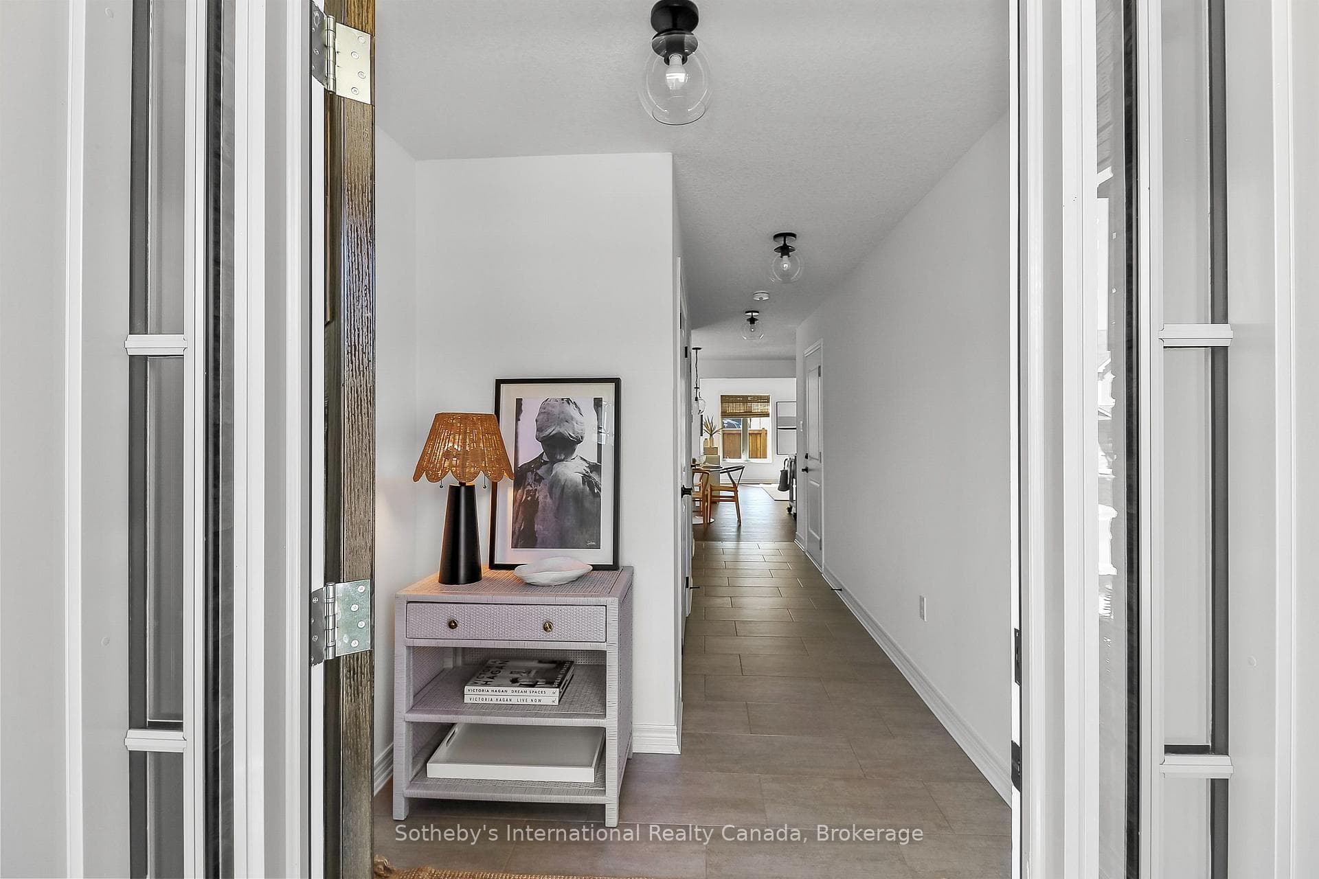 33 Foley Crescent photo 6
