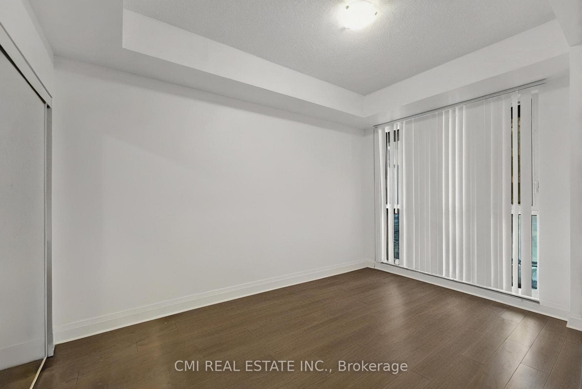 17 Kenaston Gardens Unit 509 photo 16