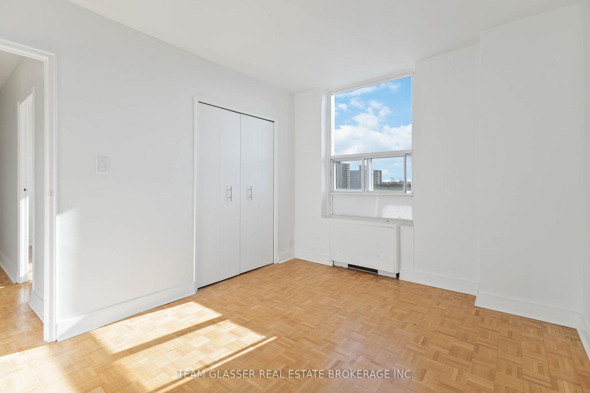 396 Queens Avenue Unit 801 photo 26