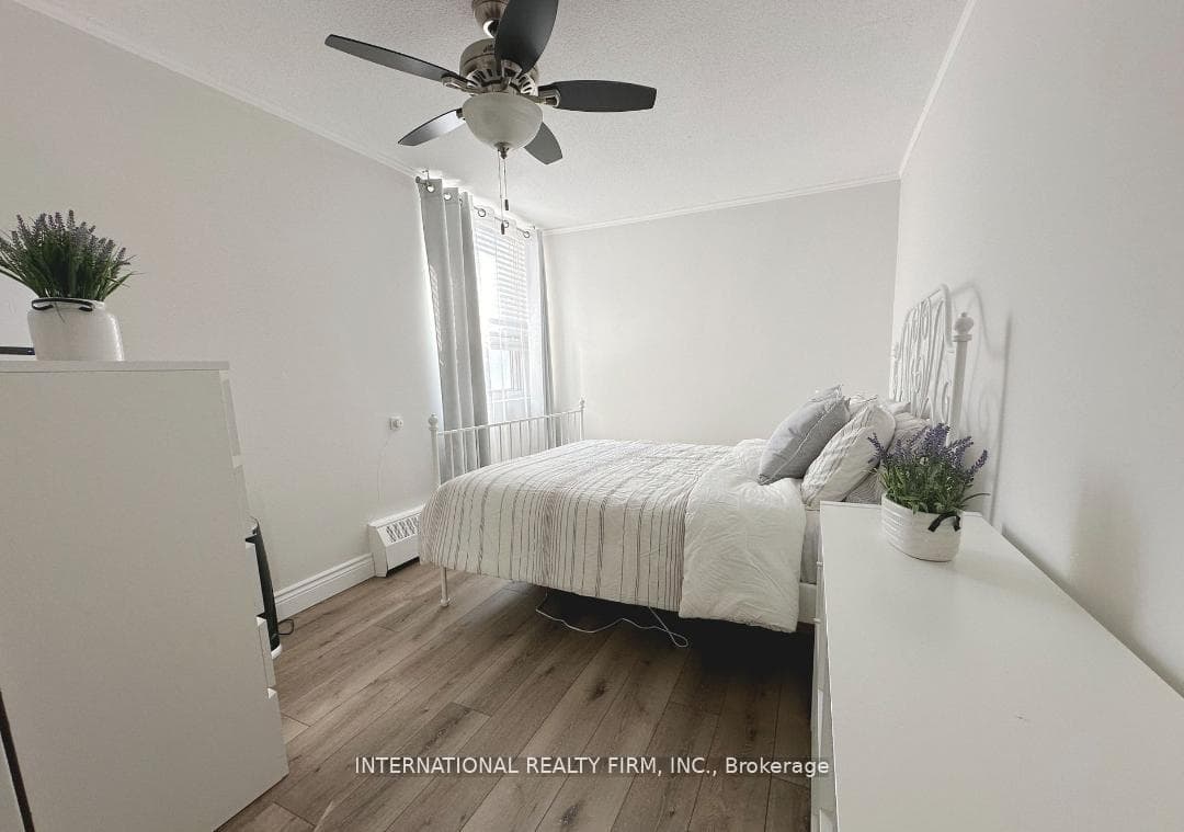 2263 Marine Drive Unit 408 photo 7