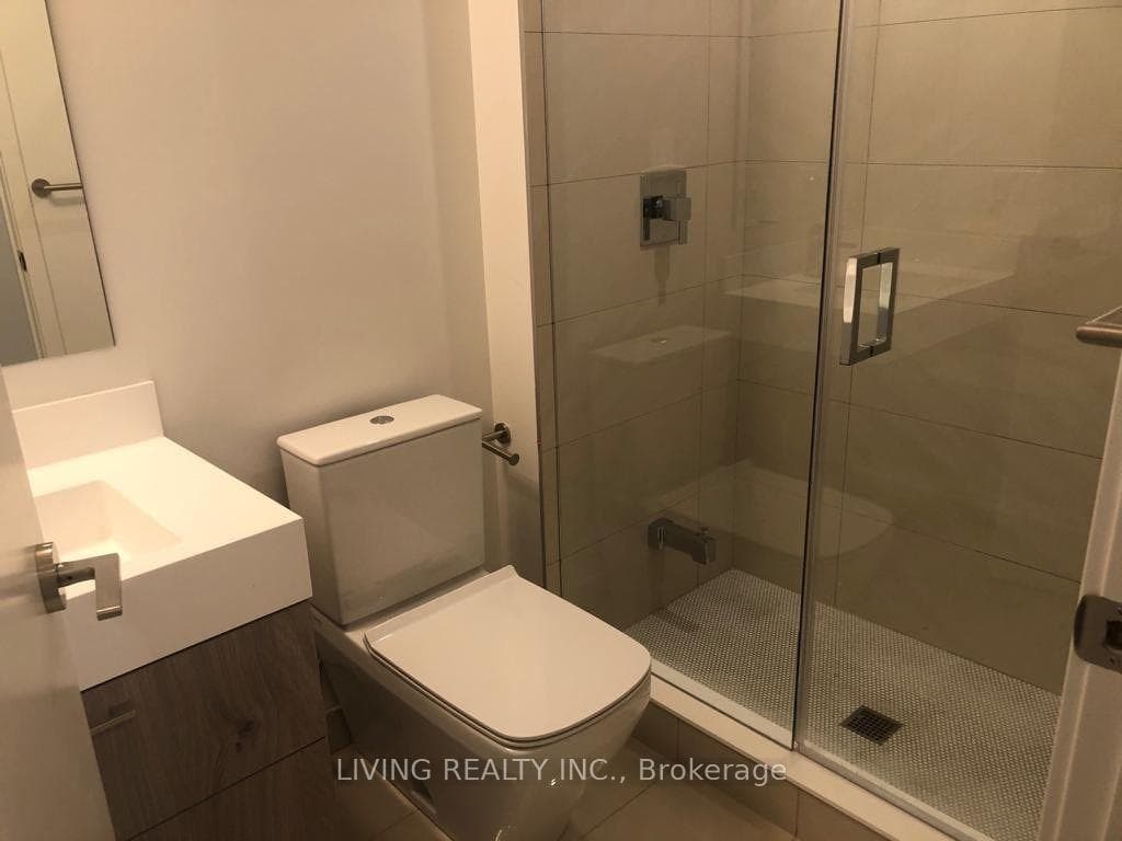 1 Yorkville Avenue Unit 1301 photo 11