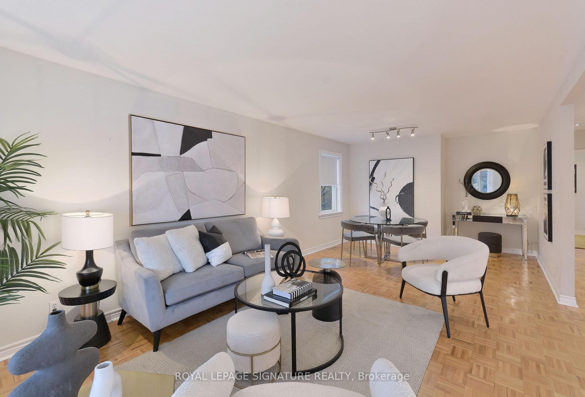 32 Pine Avenue photo 6