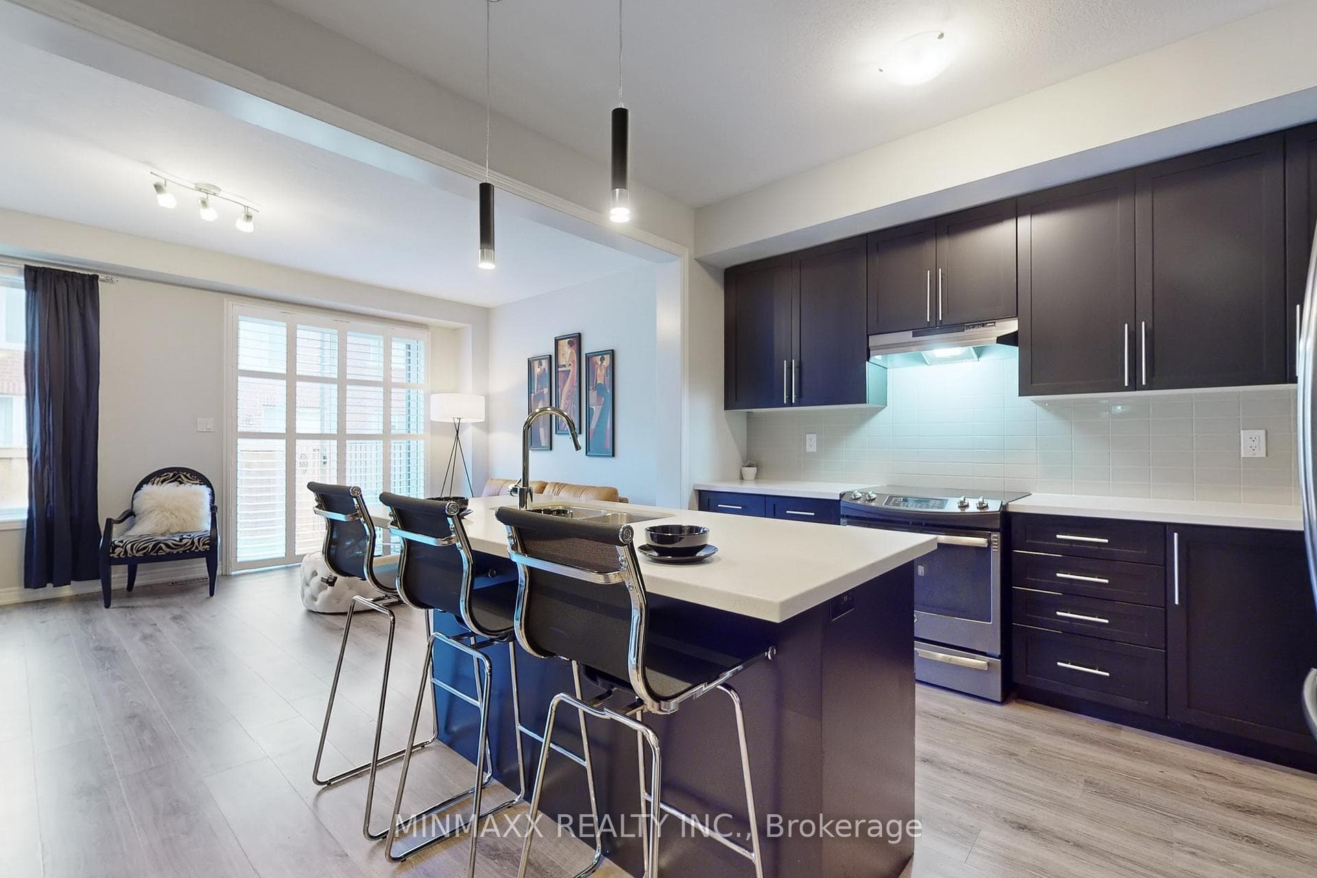 93 Tasker Court photo 8
