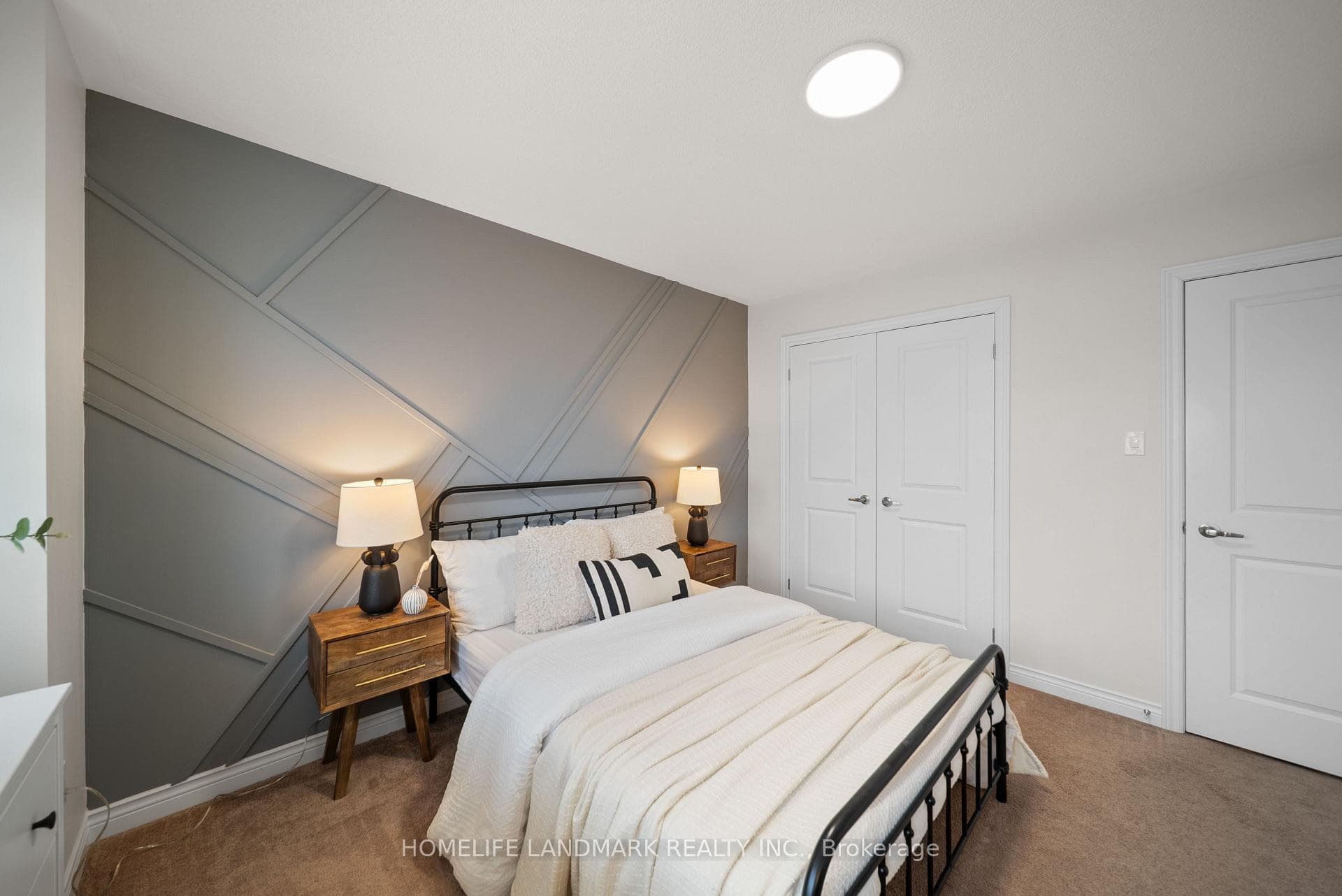 50 Keith-Wright Crescent photo 34