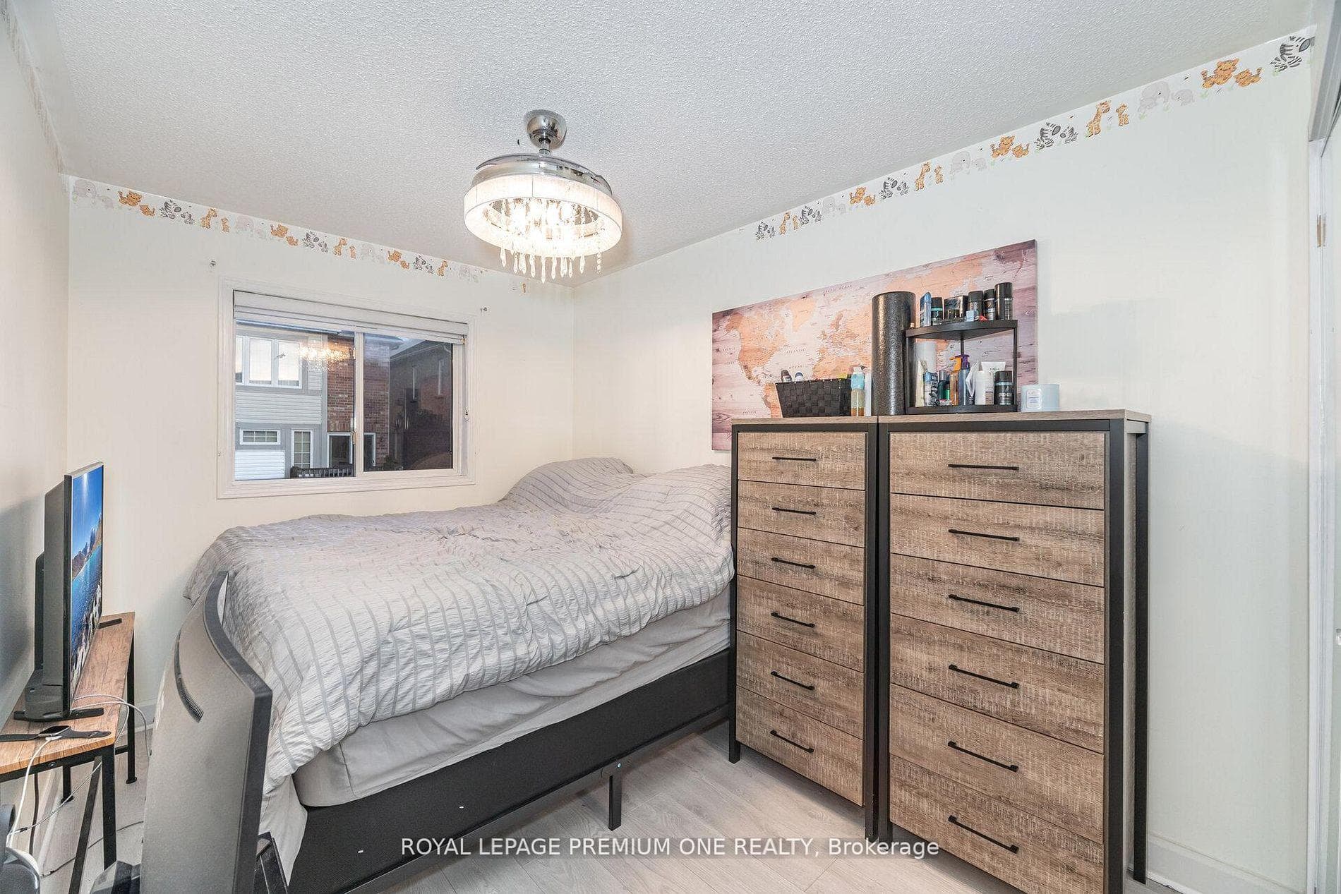 47 Triple Crown Avenue photo 25
