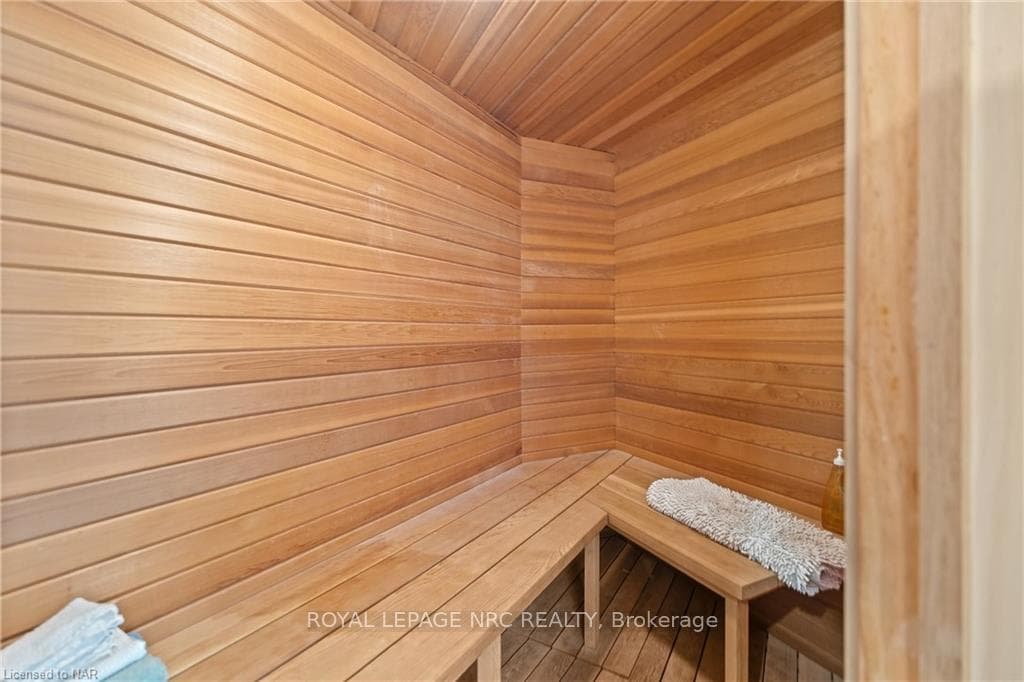 40 RIVERVIEW Boulevard photo 36