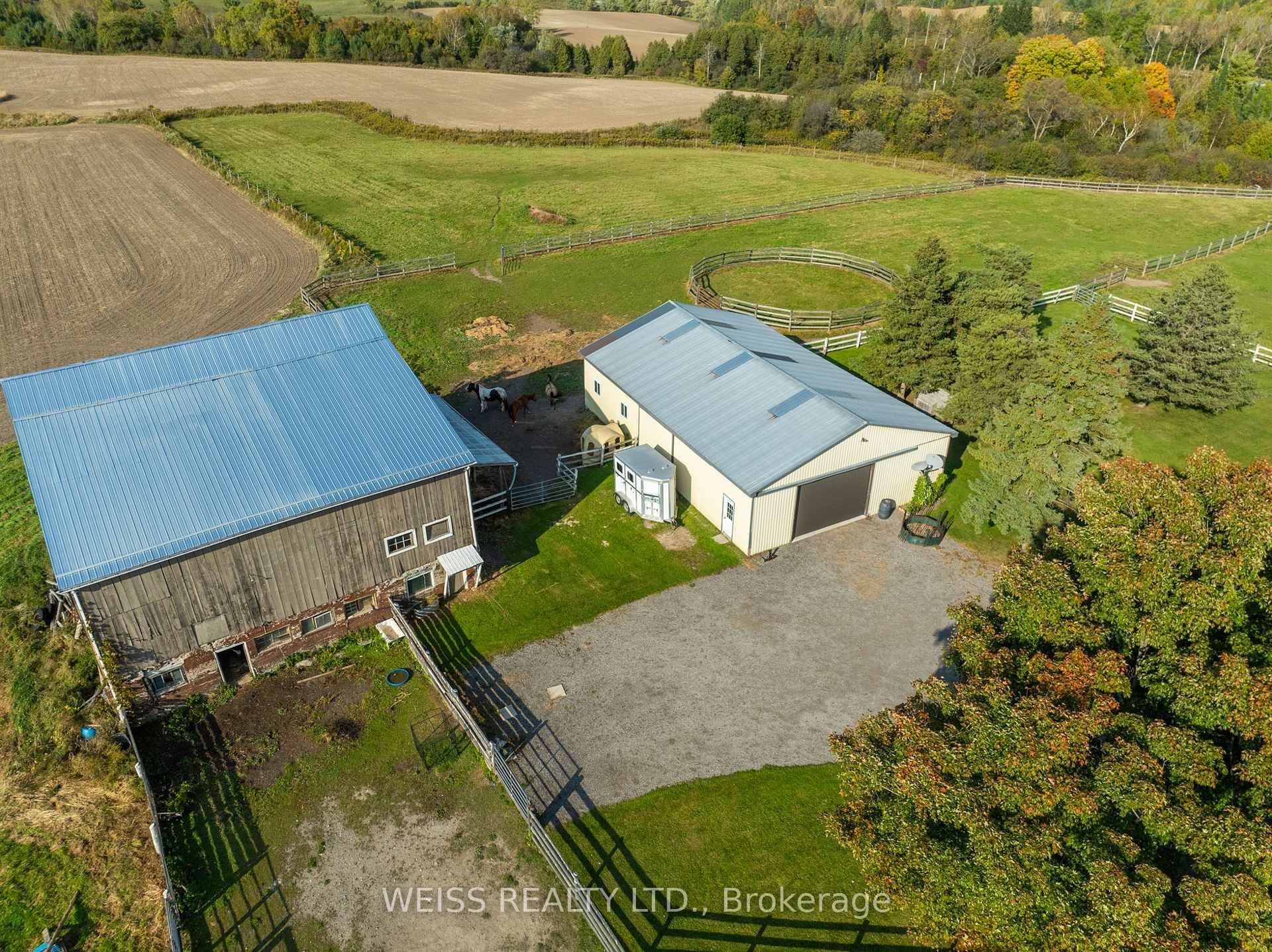 772 Townline Road photo 29