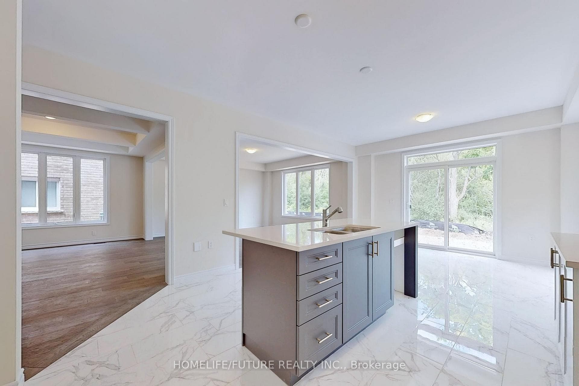 618 Lemay Grove photo 18